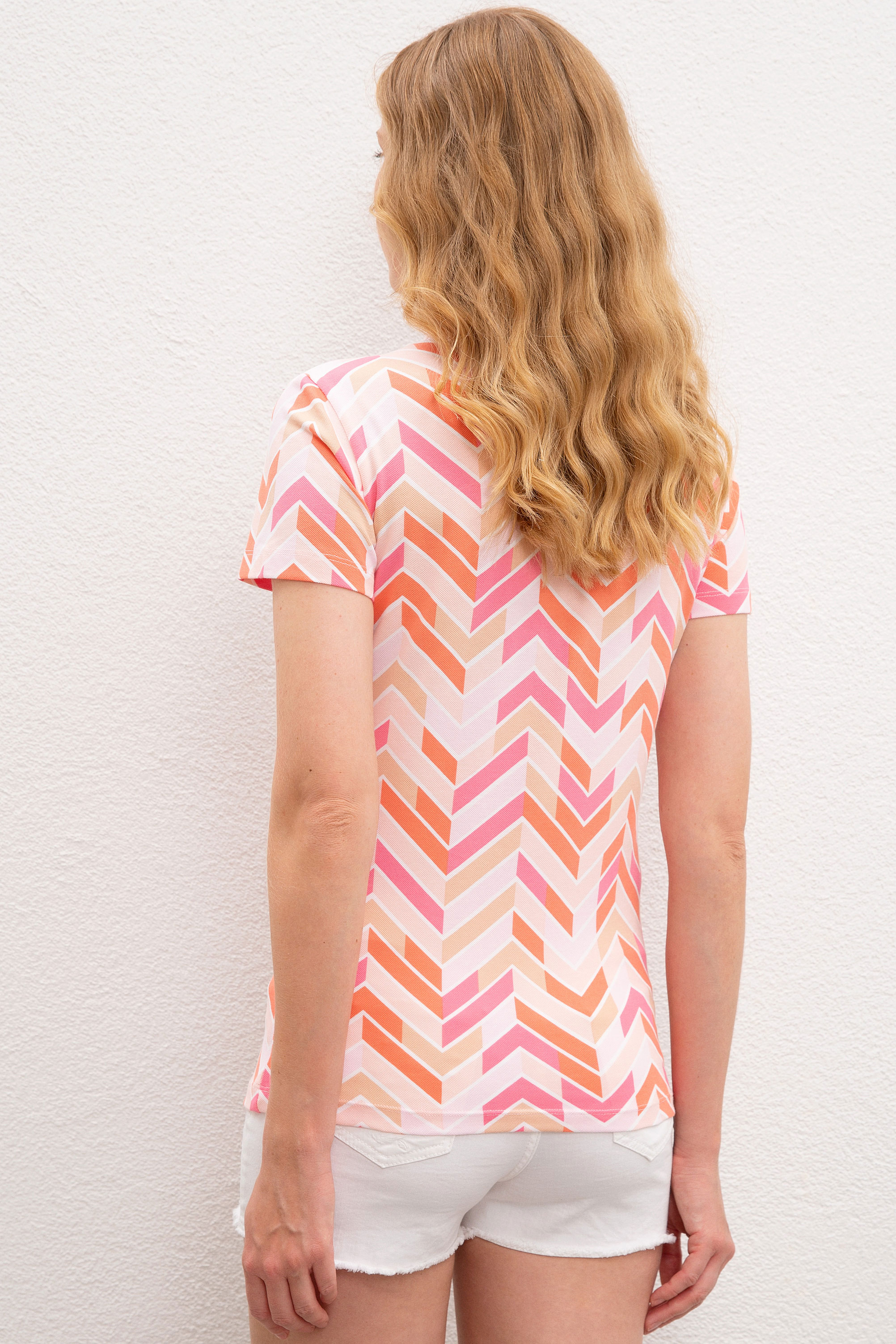 Kadın Açık Pembe T-Shirt - Image 3