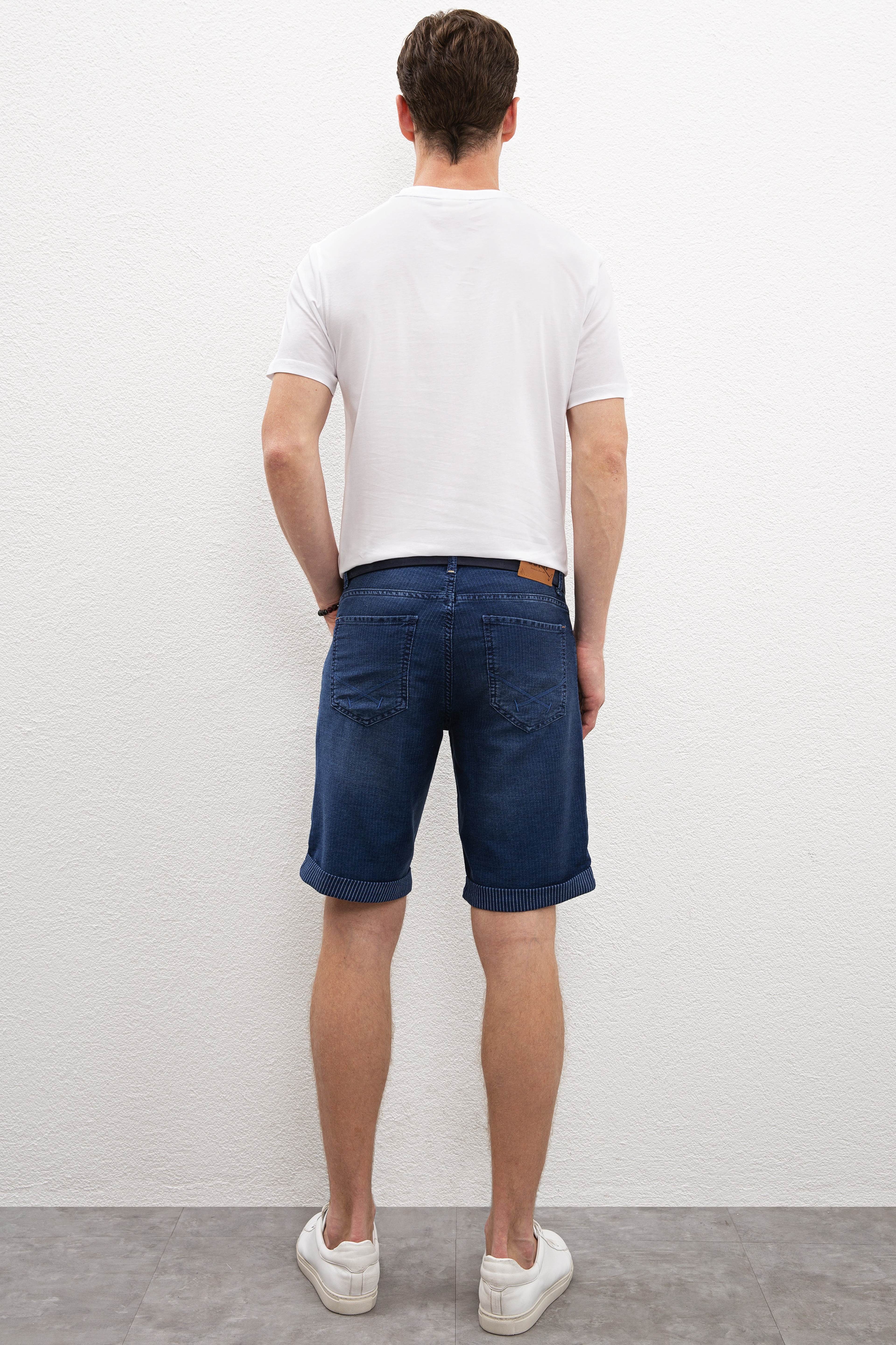 Erkek Mavi Denim Bermuda - Image 3