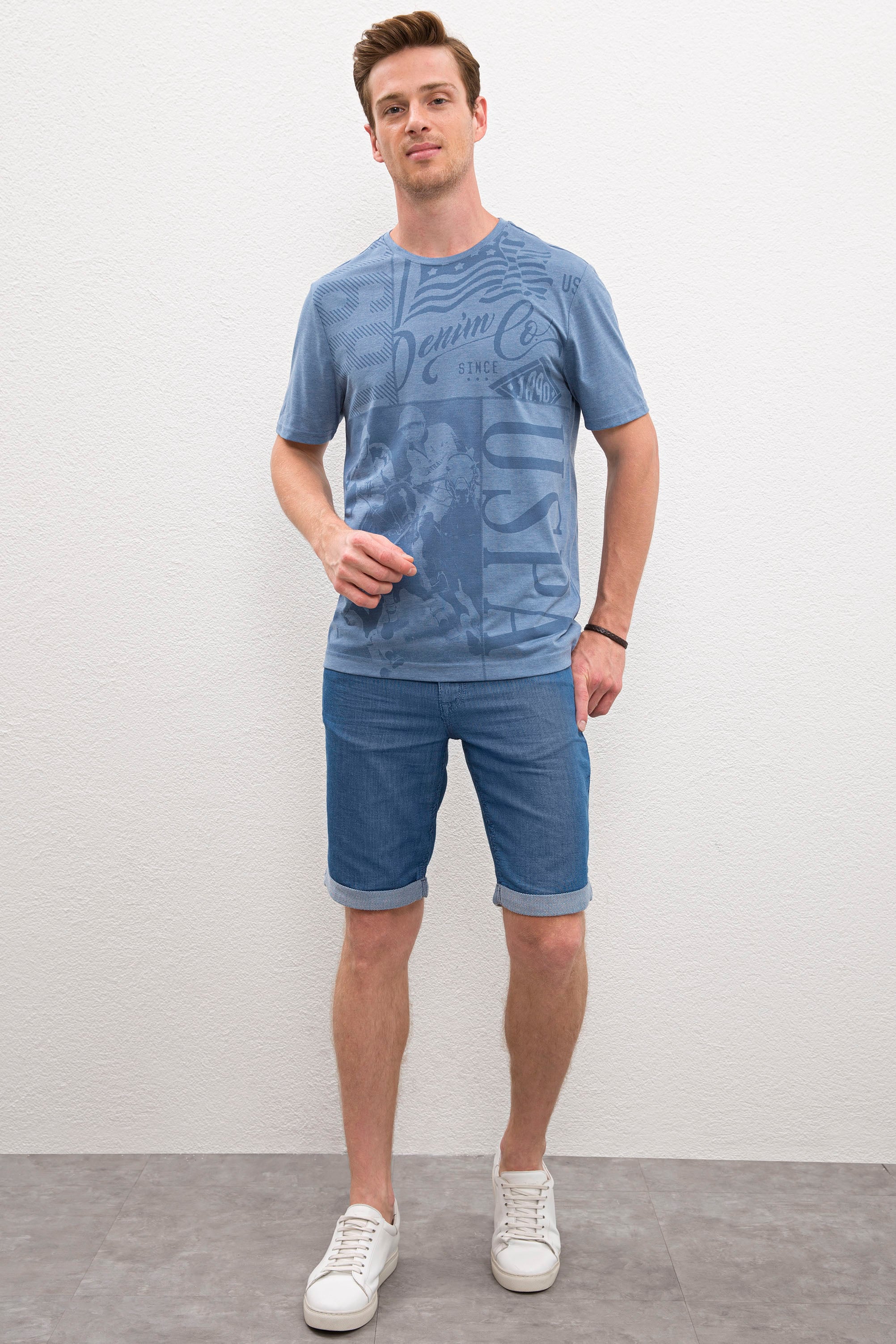Erkek Açık İndigo Bisiklet Yaka T-Shirt - Image 4