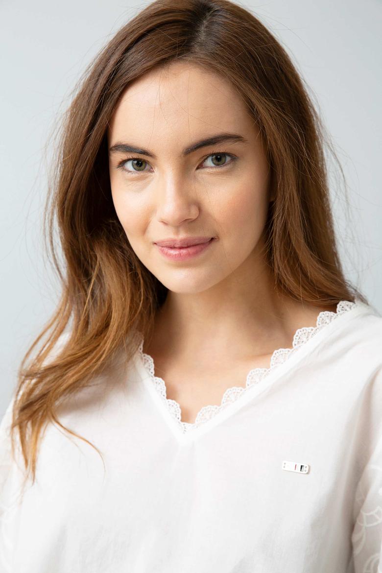 Kadın Beyaz Gömlek Uzunkol - 50200927002