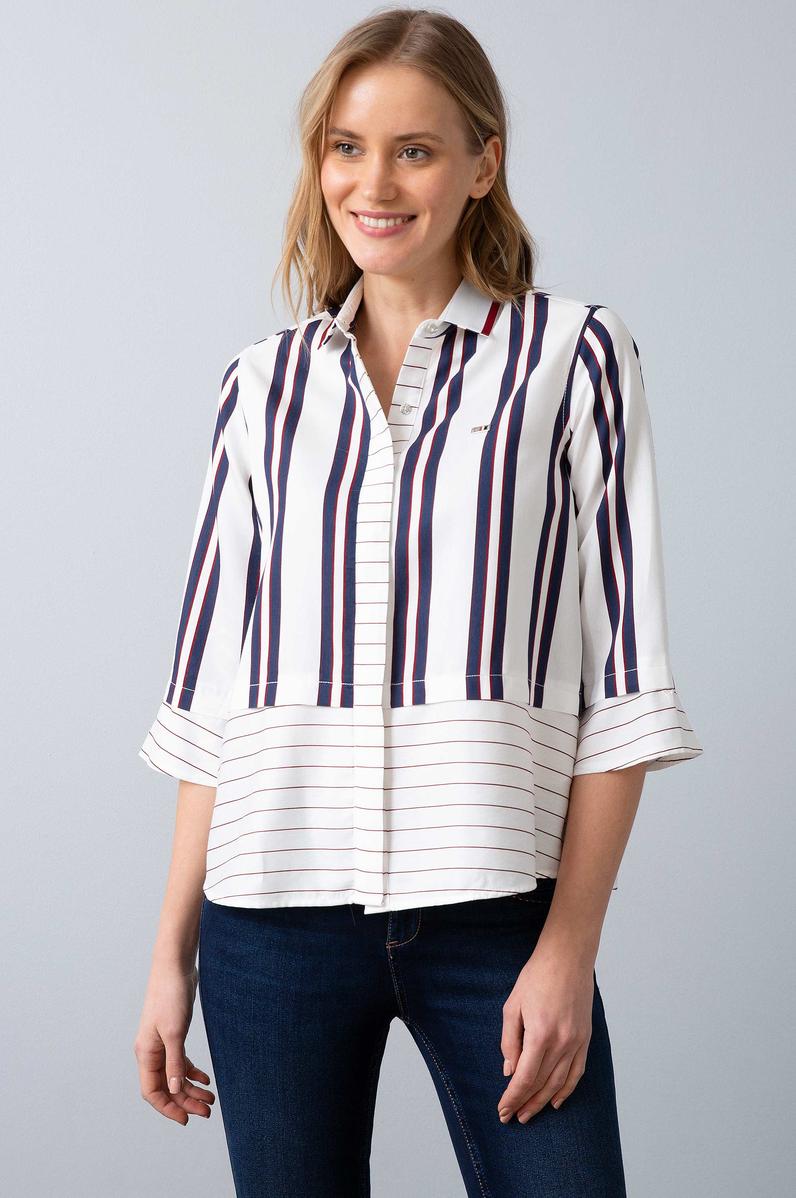 Kadın Beyaz Gömlek Uzunkol