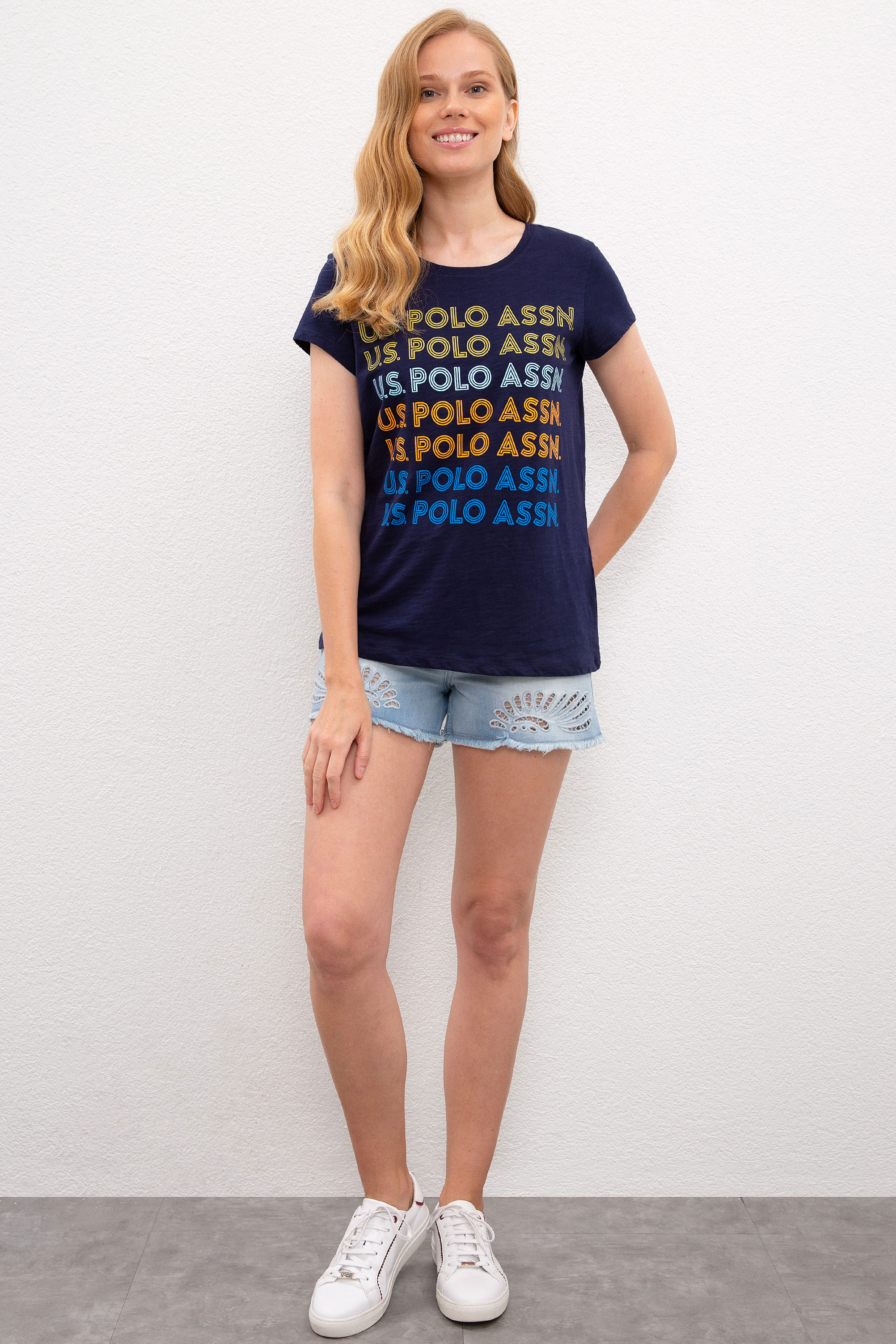 Kadın Lacivert Bisiklet Yaka T-Shirt - Image 3