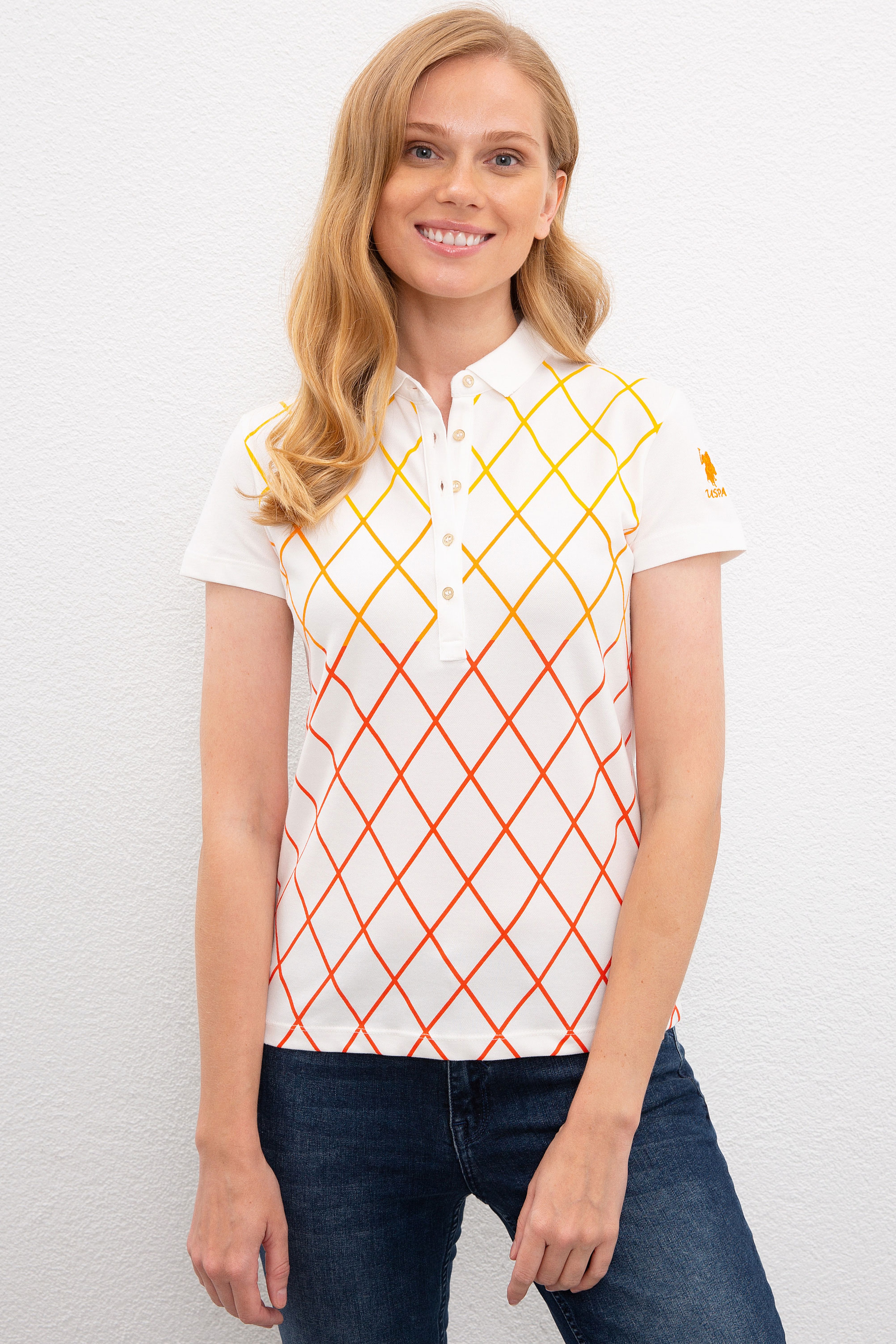 Kadın Beyaz Polo Yaka T-Shirt - Image 1