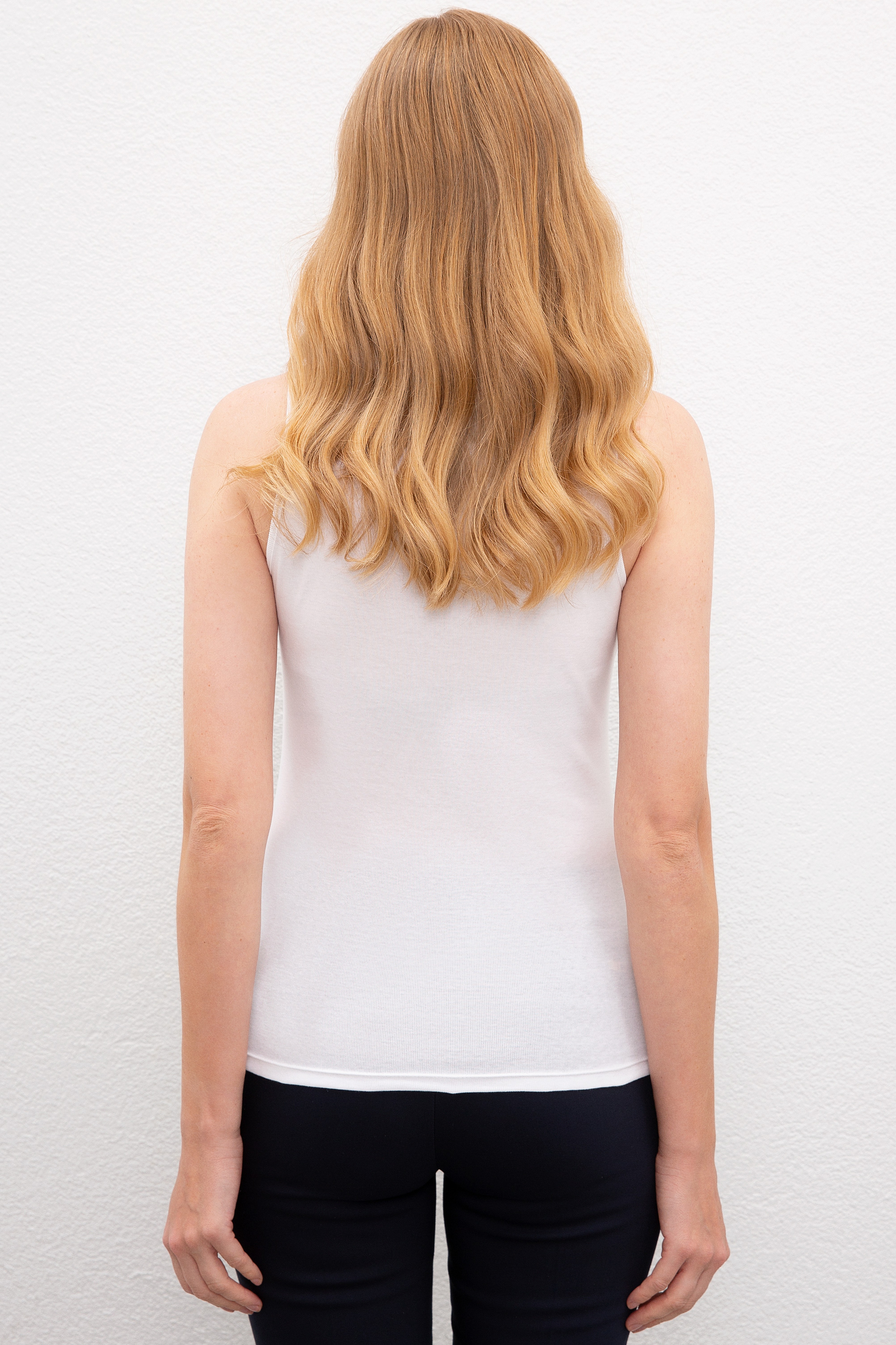 Kadın Beyaz Bisiklet Yaka T-Shirt Basic