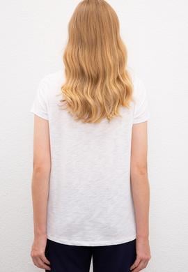 Kadın Beyaz Bisiklet Yaka T-Shirt - 50225789011