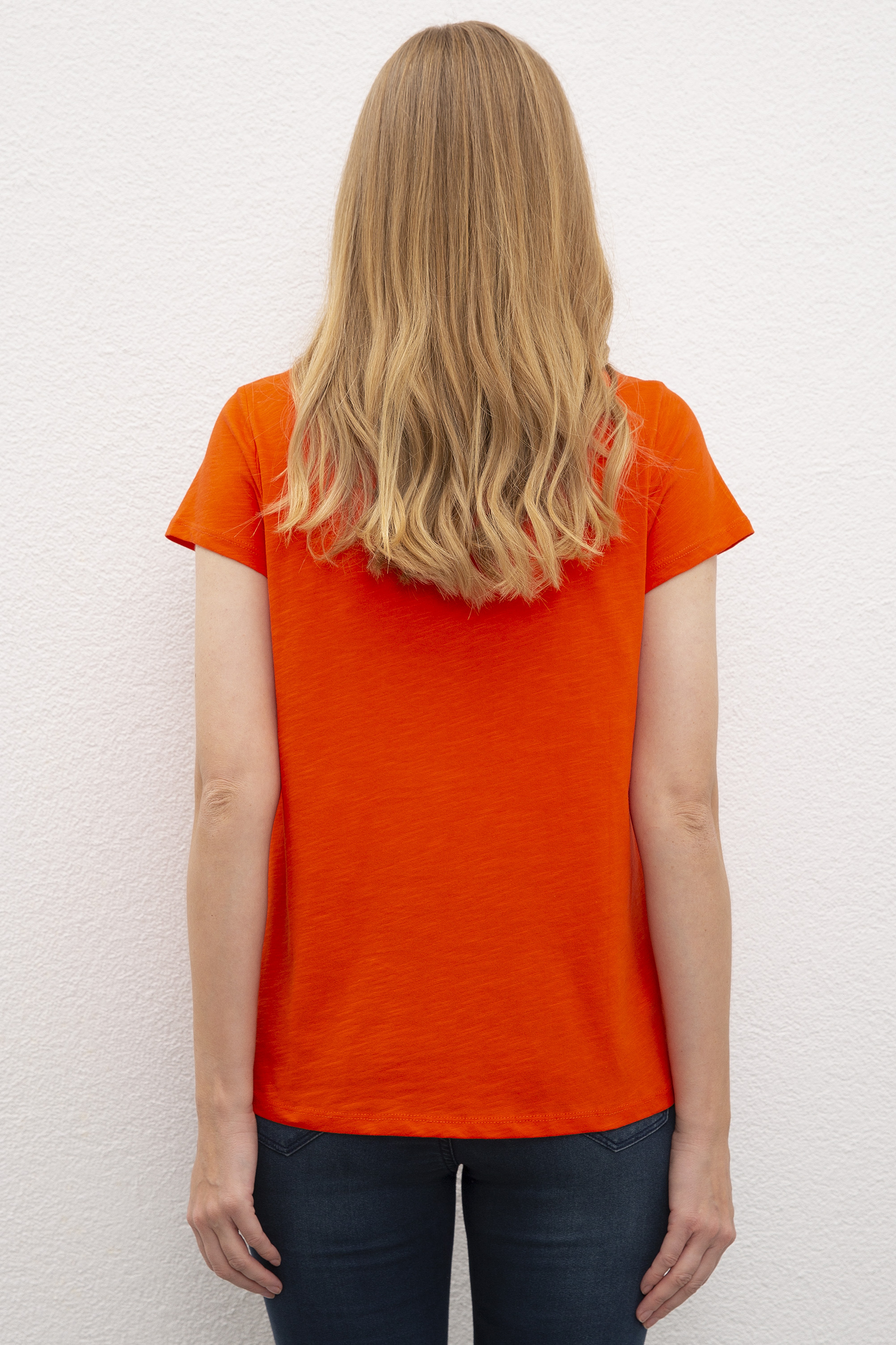 Kadın Kırmızı Bisiklet Yaka T-Shirt - Image 3