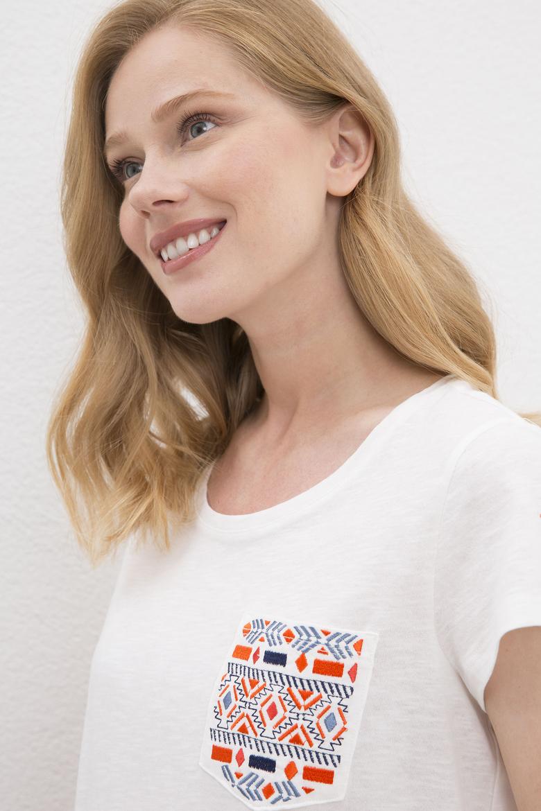 Kadın Beyaz Tişört - 50225585012