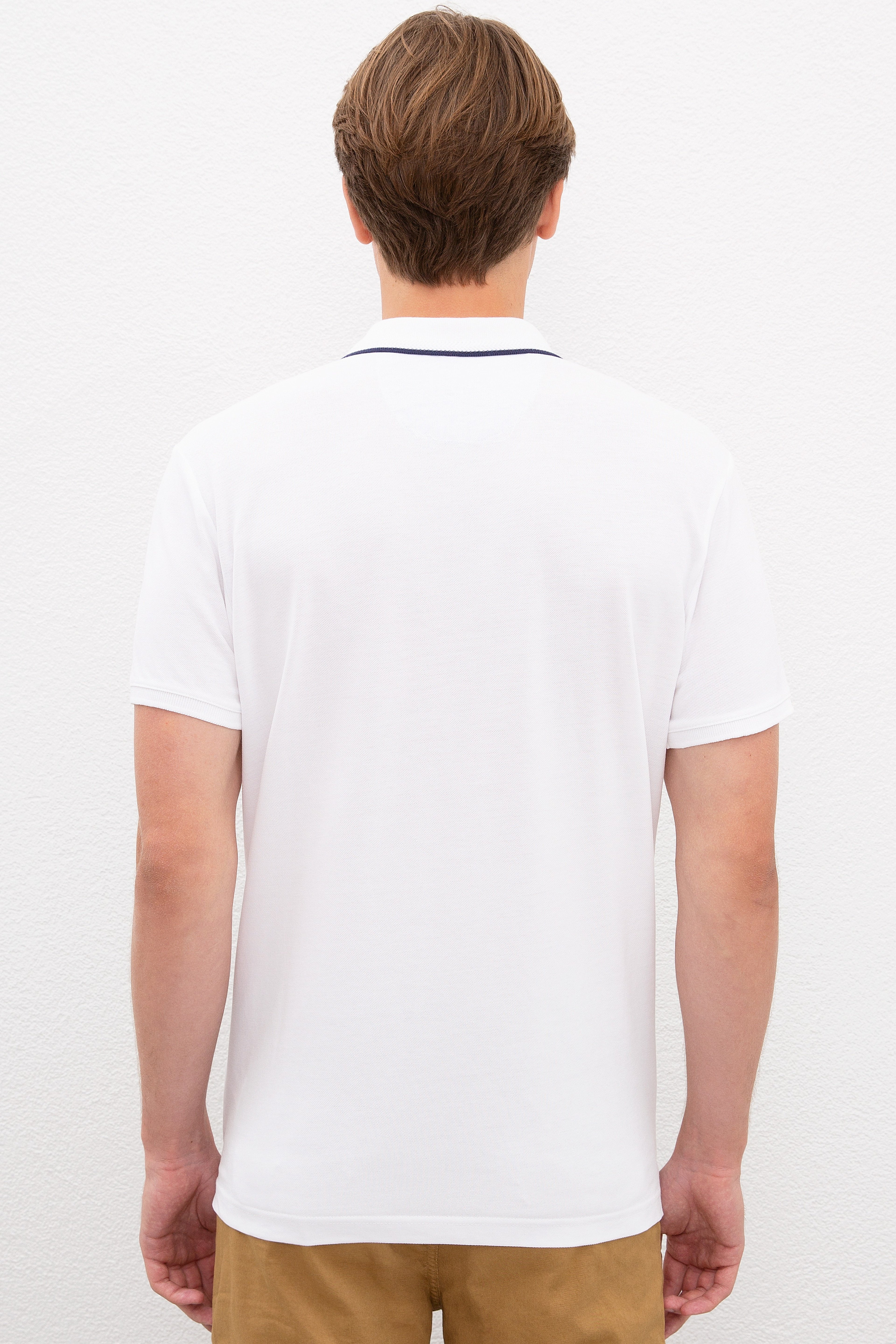 Erkek Beyaz Polo Yaka T-Shirt