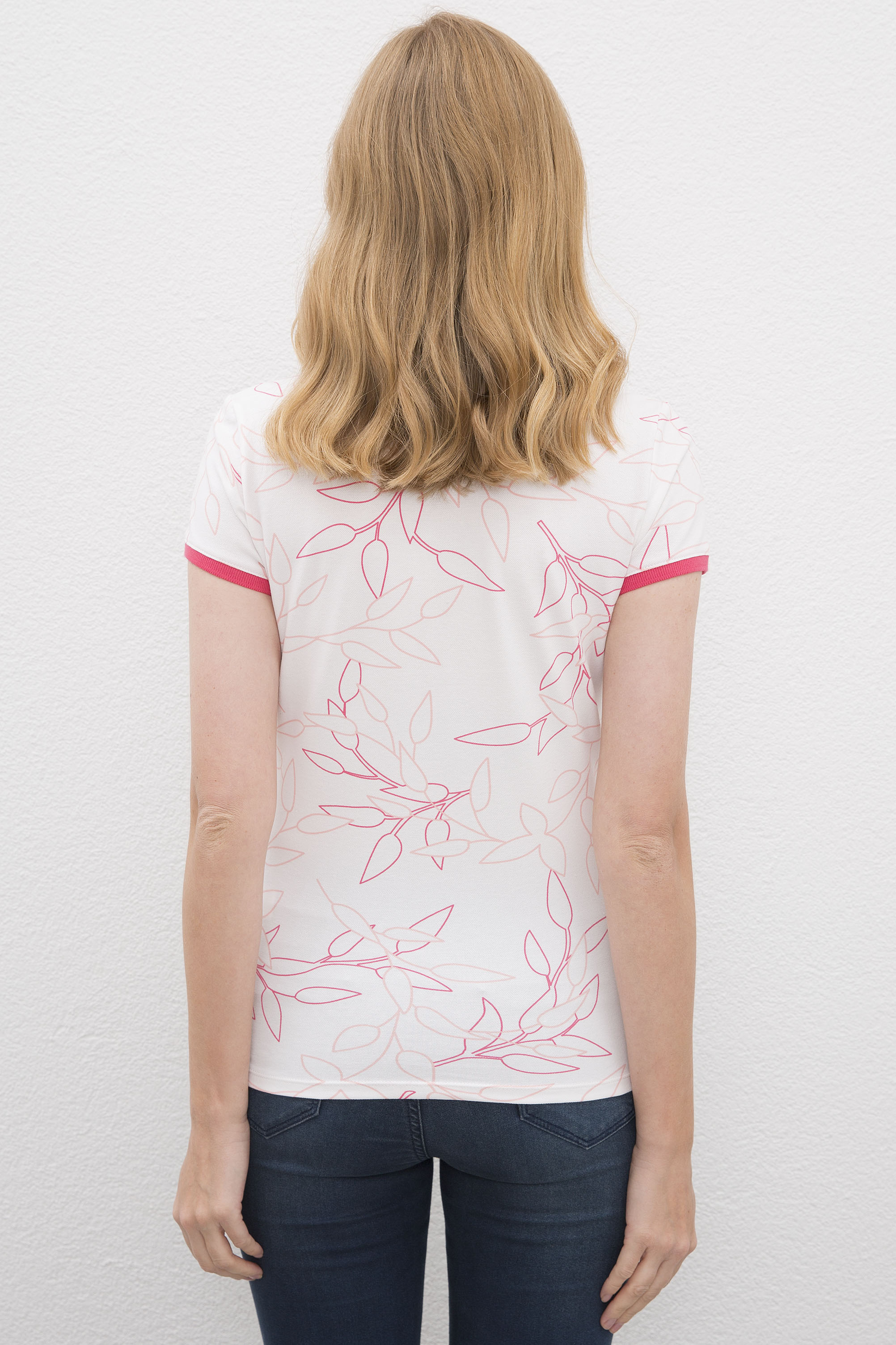 Kadın Pembe Polo Yaka T-Shirt - Image 3