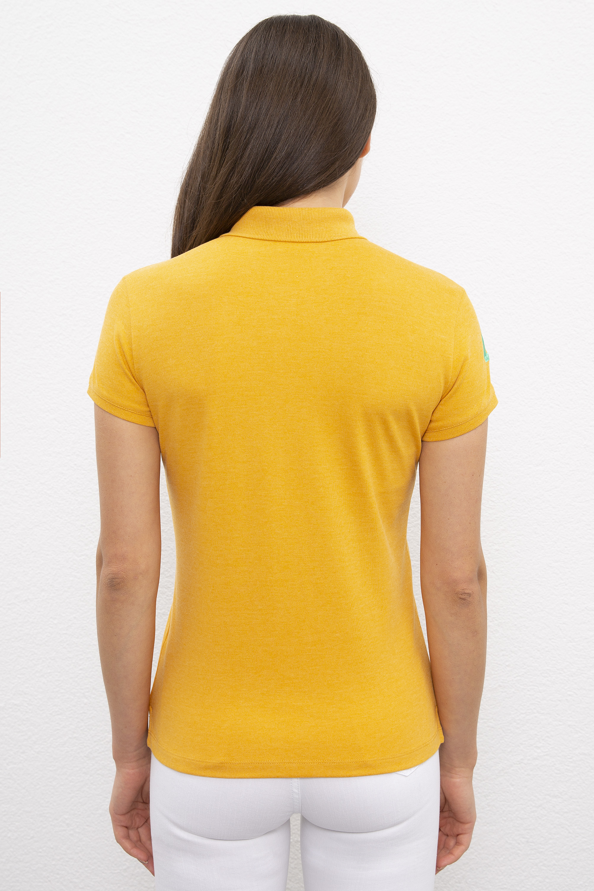 Kadın Sarı Basic T-shirt - Image 3