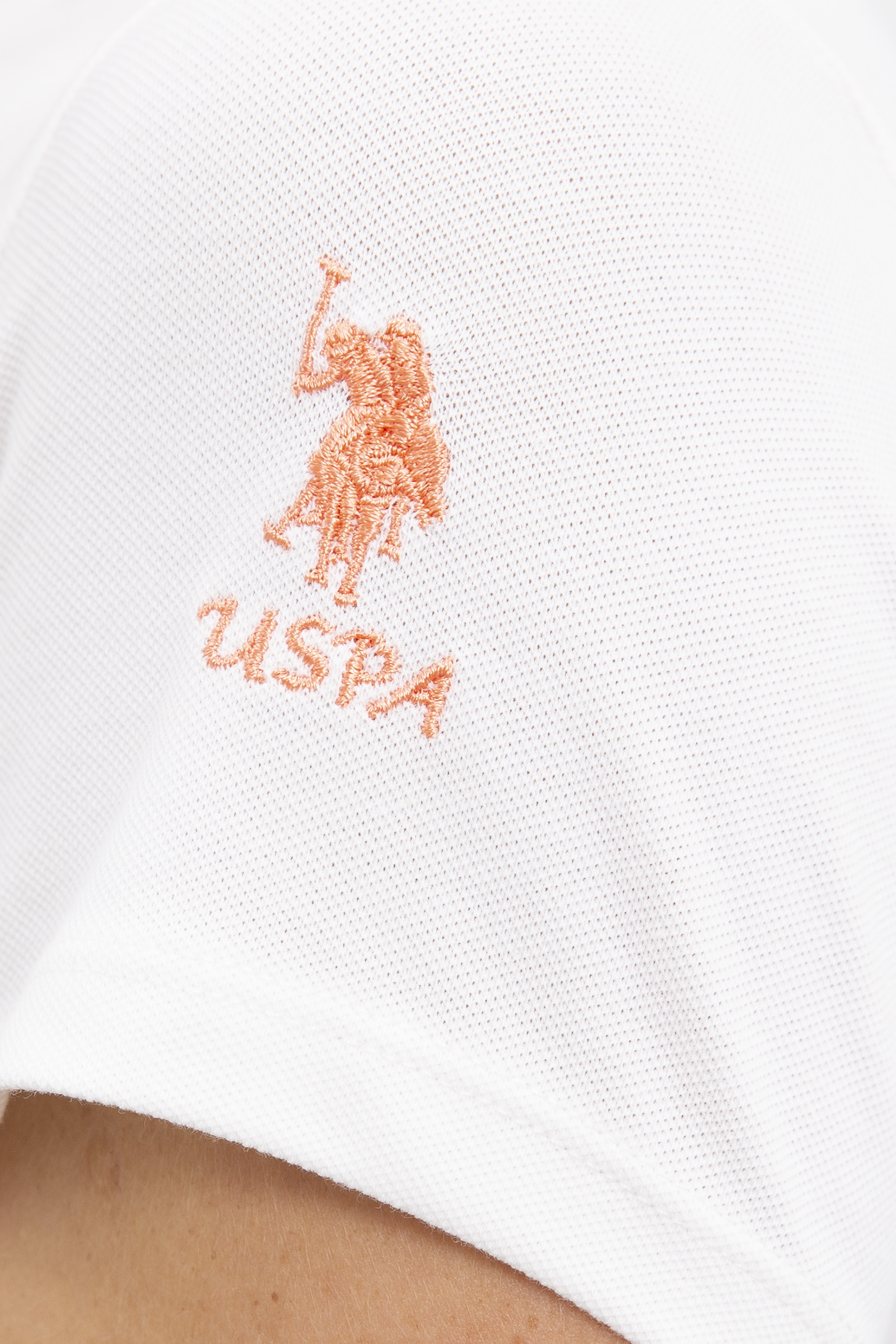 Kadın Beyaz Polo Yaka T-Shirt - Image 6