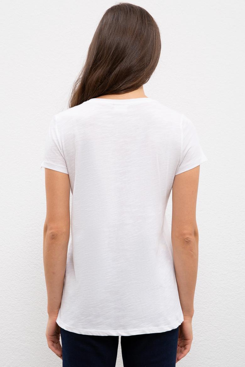 Kadın Beyaz Bisiklet Yaka T-Shirt - 50222314001