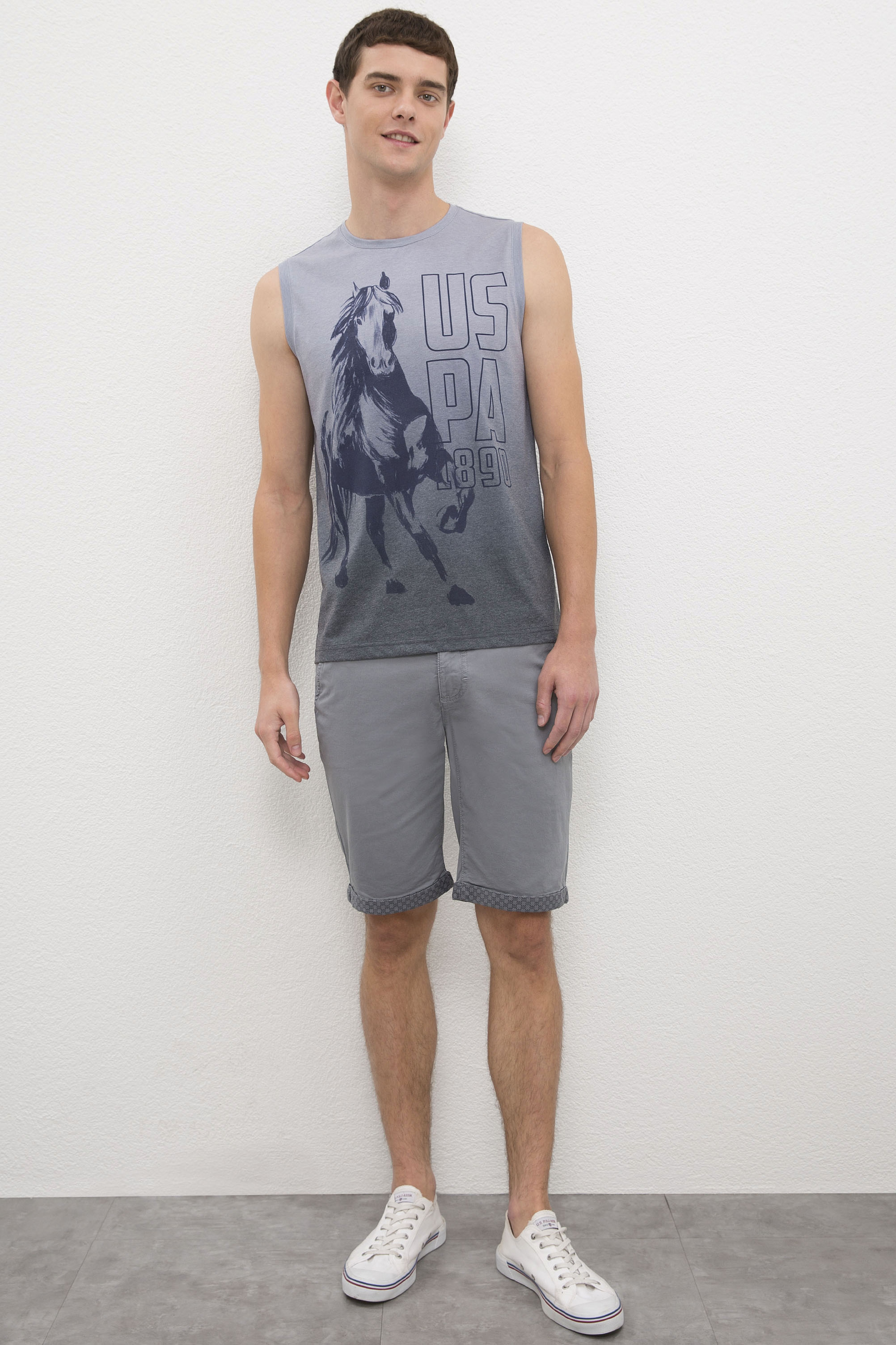 Erkek Gri Dokuma Bermuda Capri - Image 1