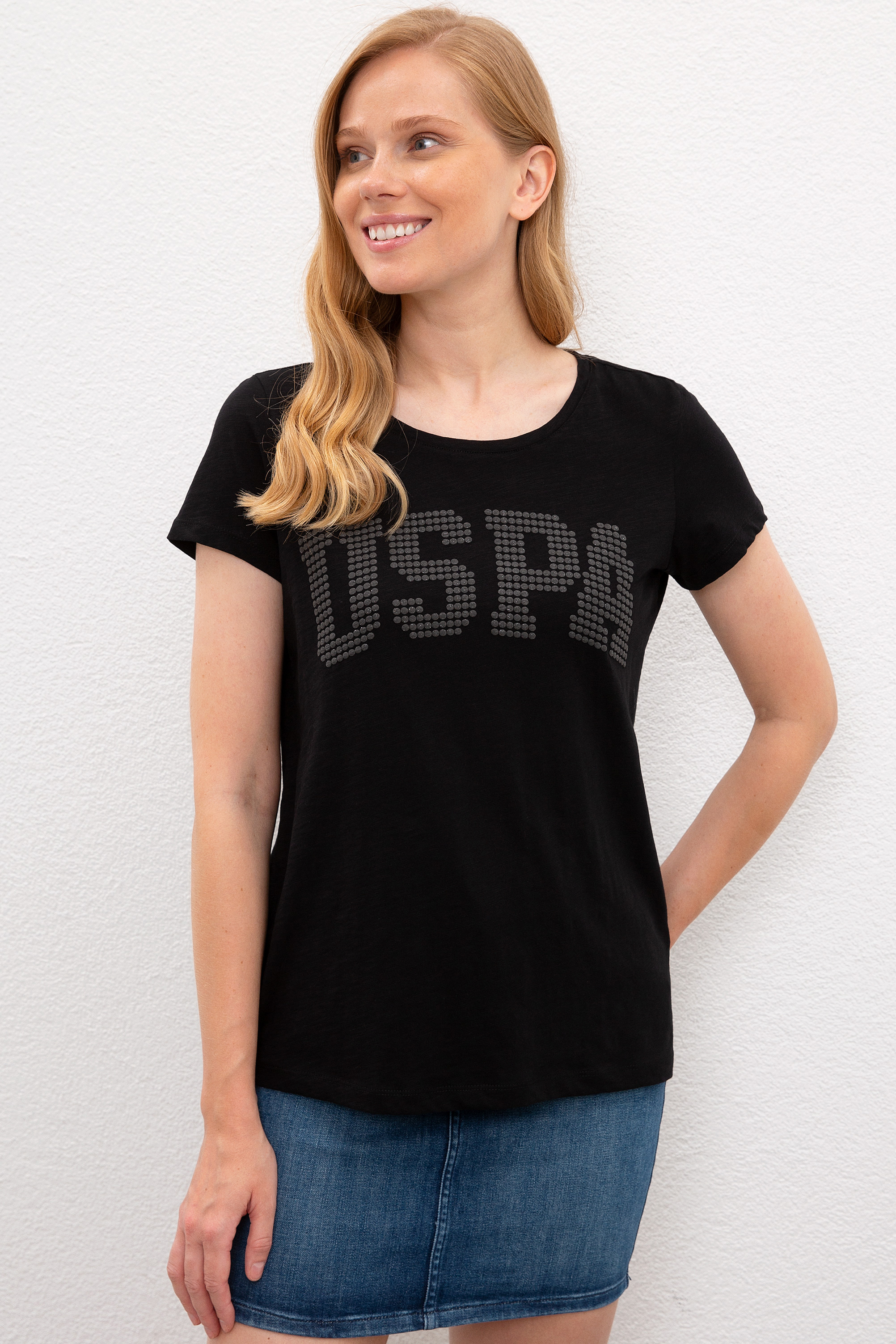 Kadın Siyah Bisiklet Yaka T-Shirt - Image 1