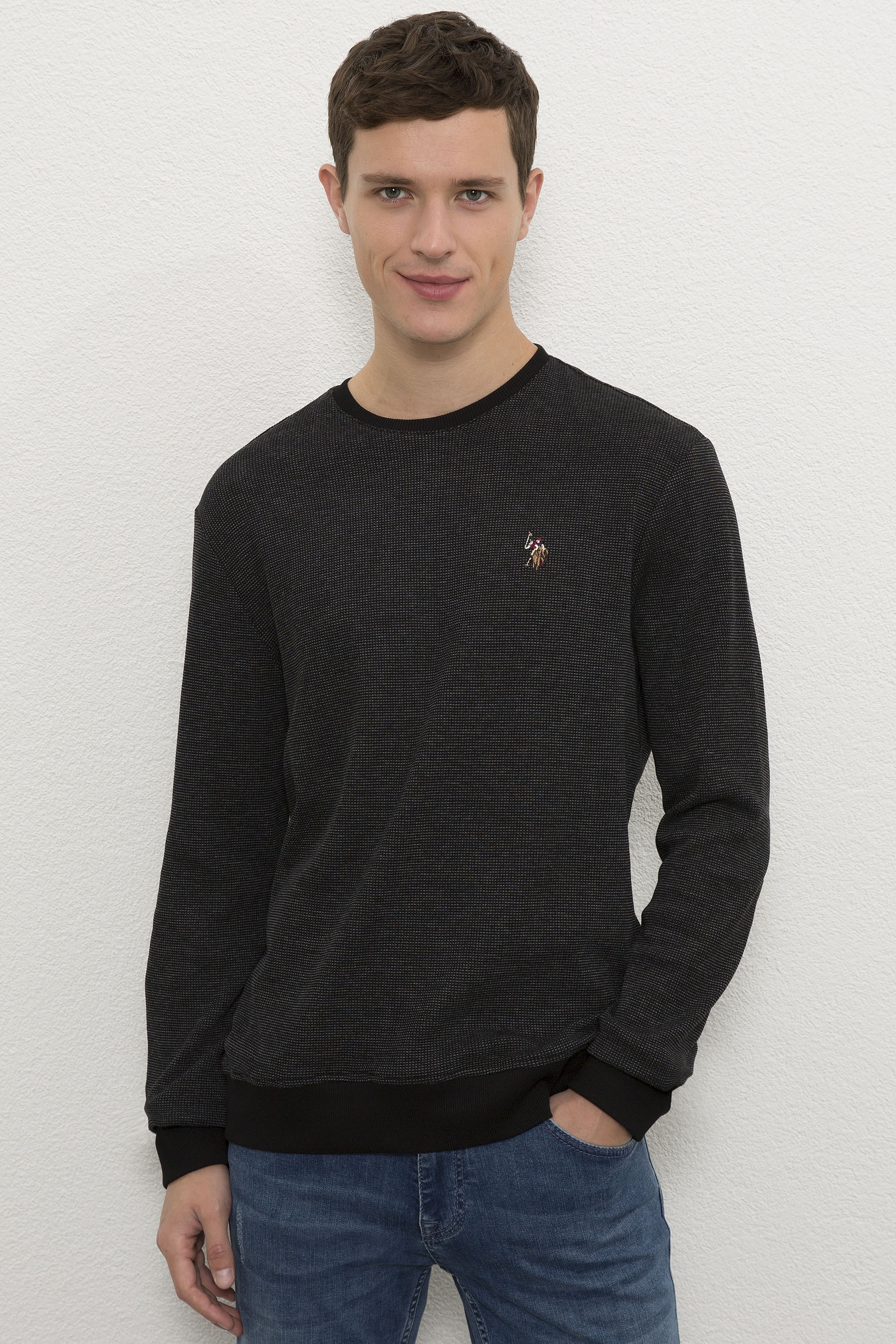 Erkek Siyah Bisiklet Yaka Sweatshirt - Image 1