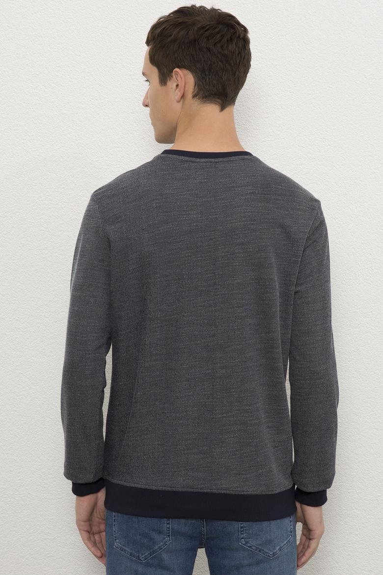 Erkek Lacivert Bisiklet Yaka Sweatshirt - 50225371011