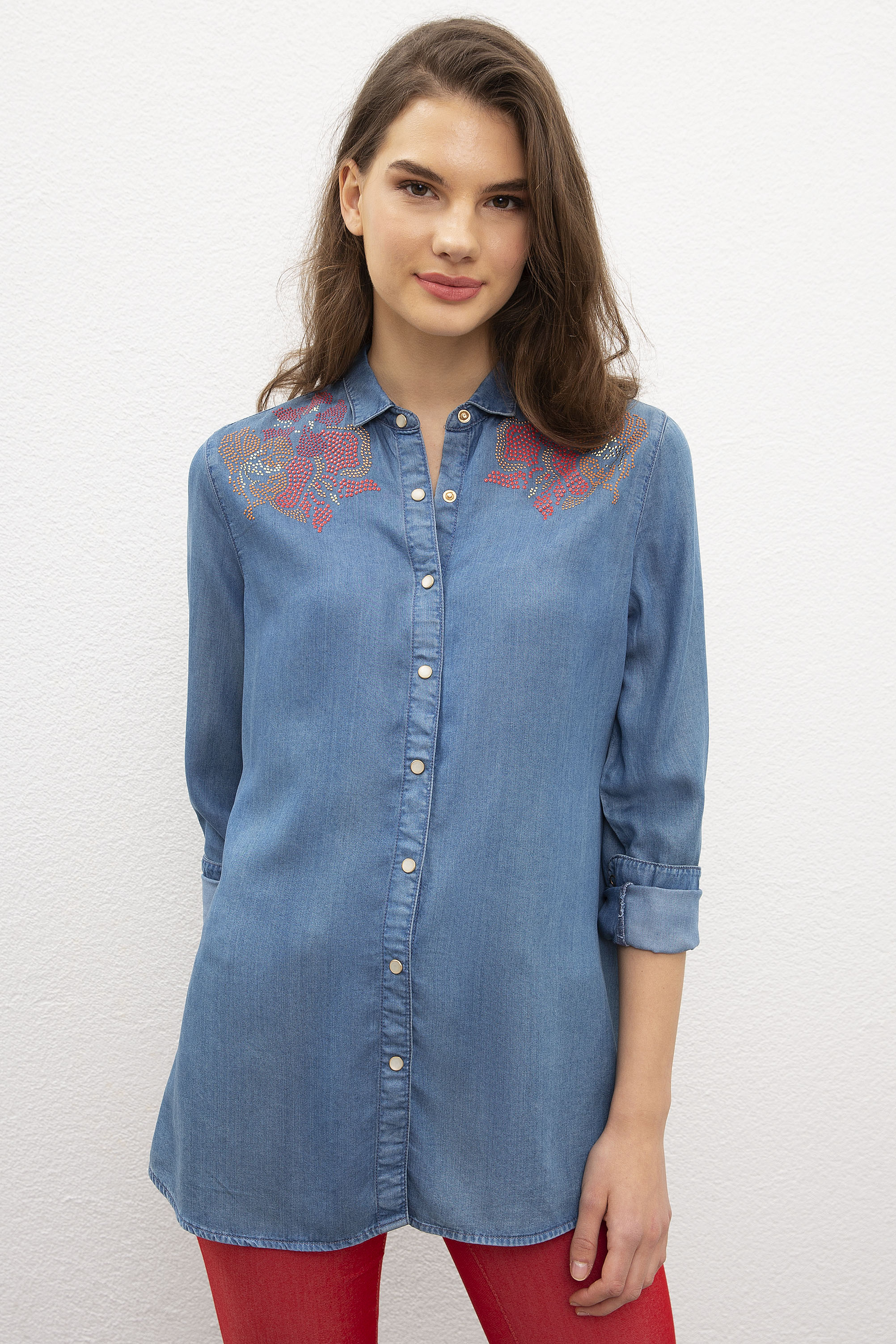 Kadın Mavi Denim Gömlek - Image 1