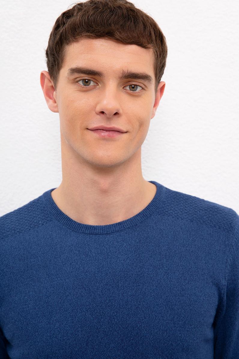 Erkek İndigo V Yaka Basic Triko Kazak