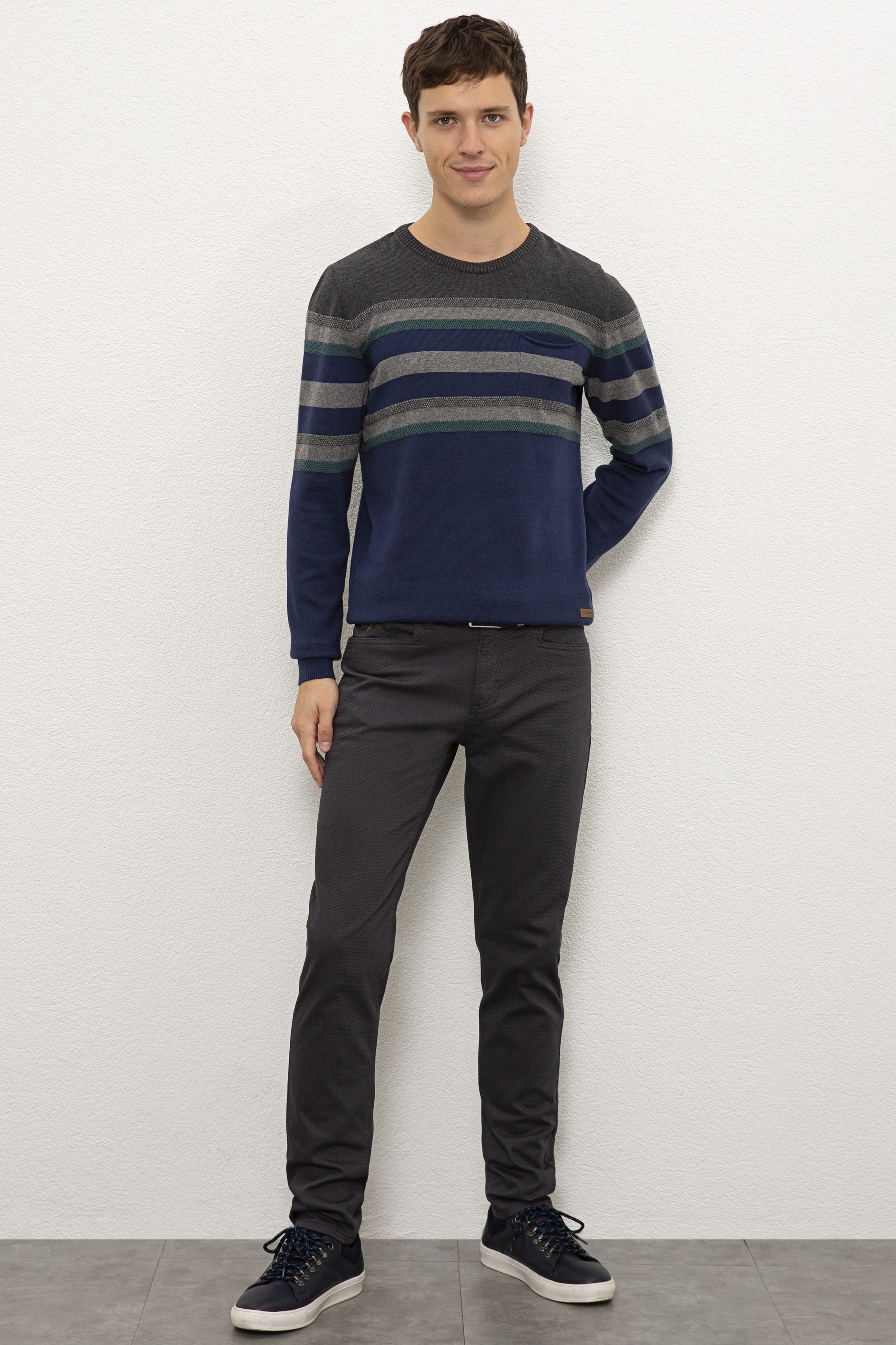Erkek Gri Chinos - Image 1