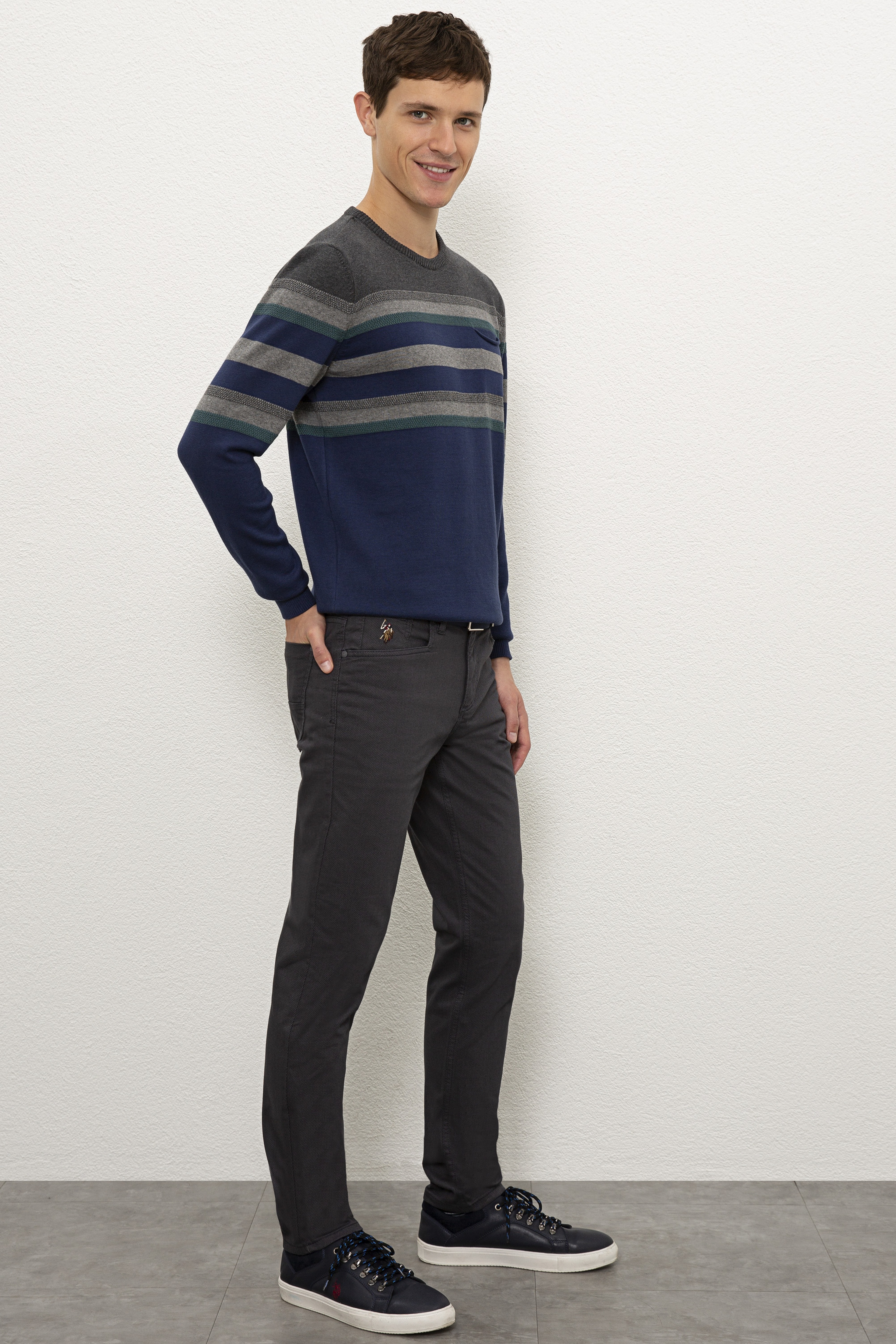 Erkek Gri Chinos - Image 3