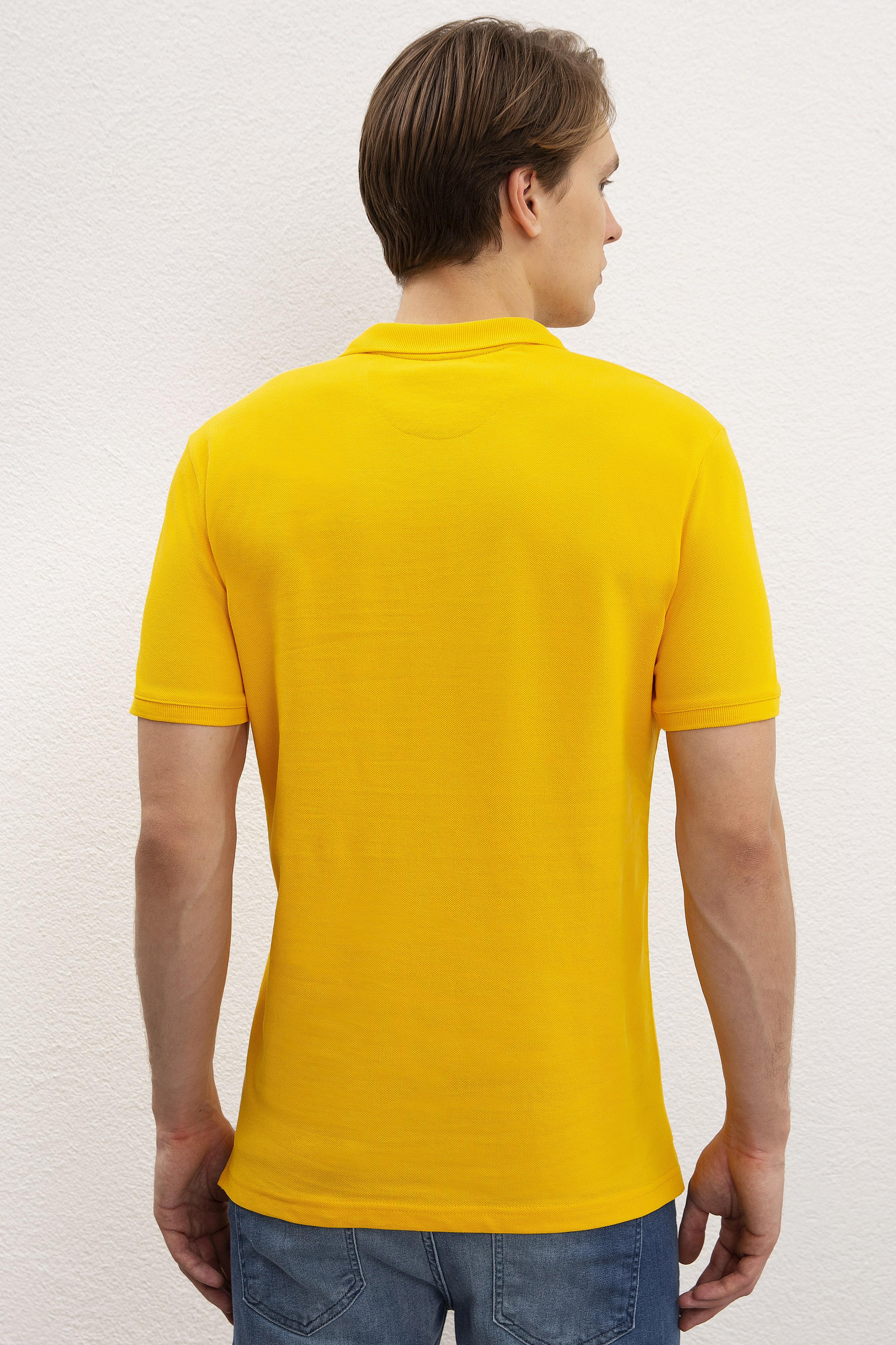 Erkek Koyu Sarı Polo Yaka Basic T-Shirt