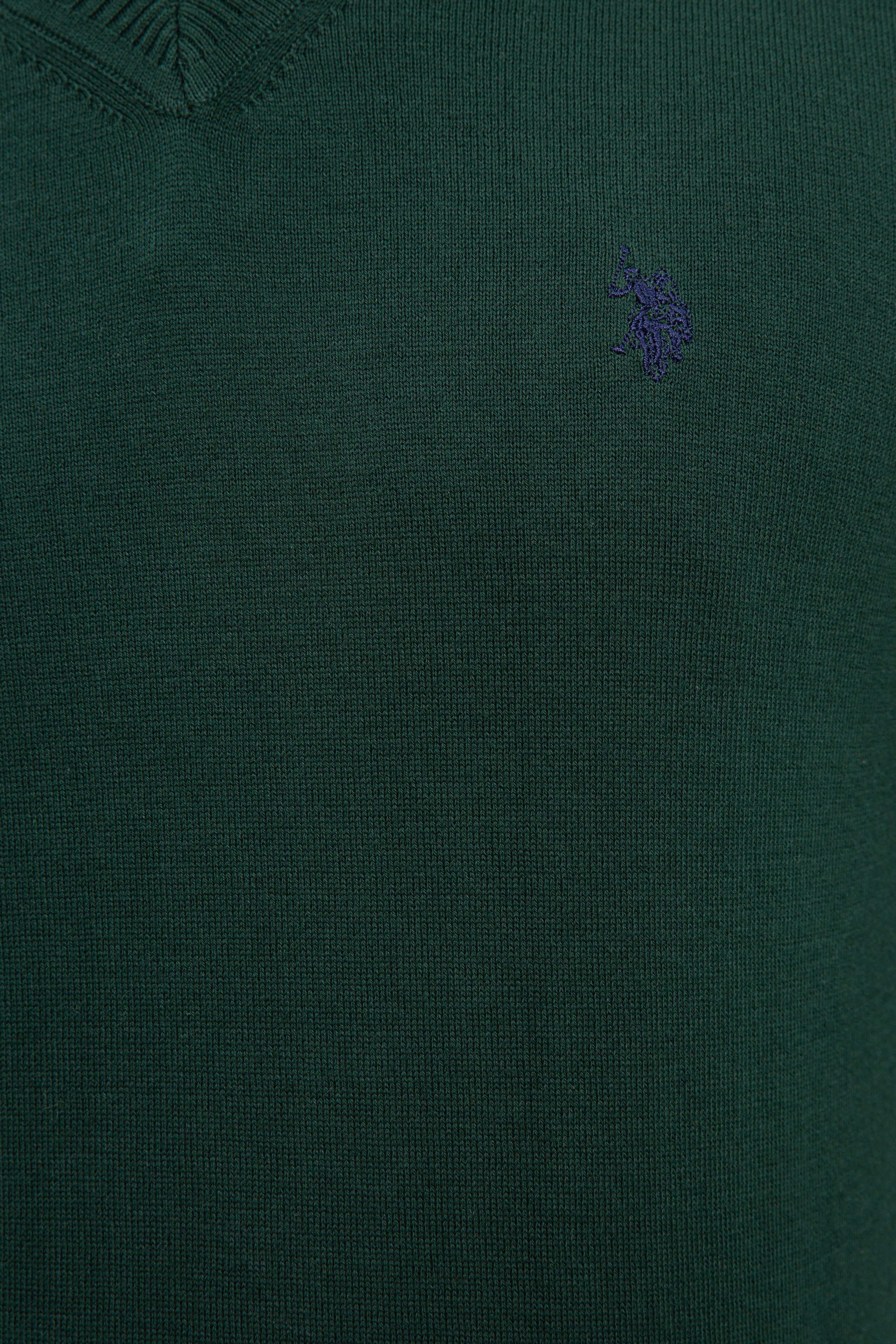 Erkek Koyu Yeşil V-Yaka Triko Kazak Basic - Image 5