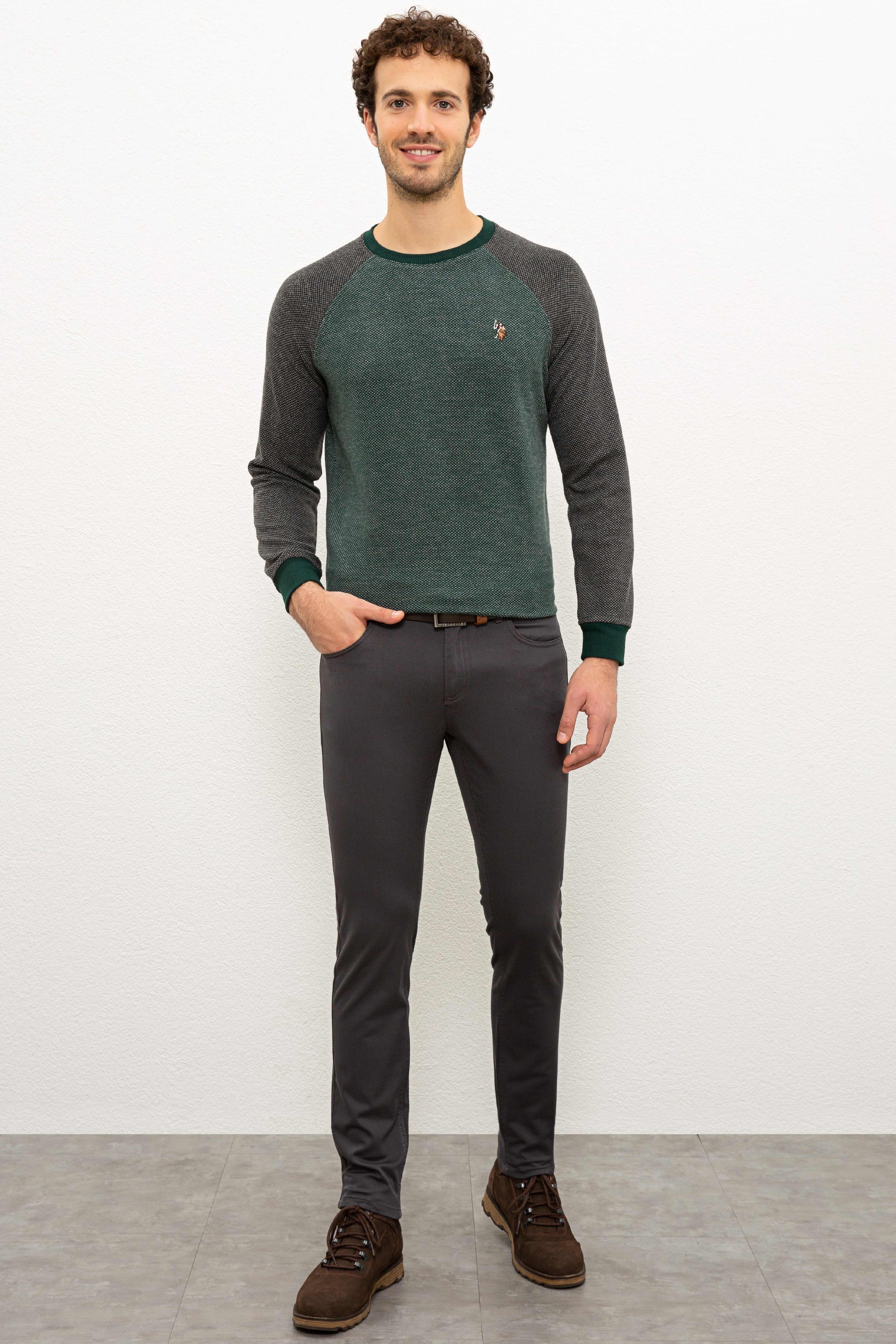 Erkek Antrasit Chinos - Image 1