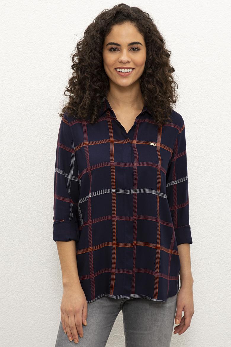 Kadın Lacivert Gömlek Uzunkol