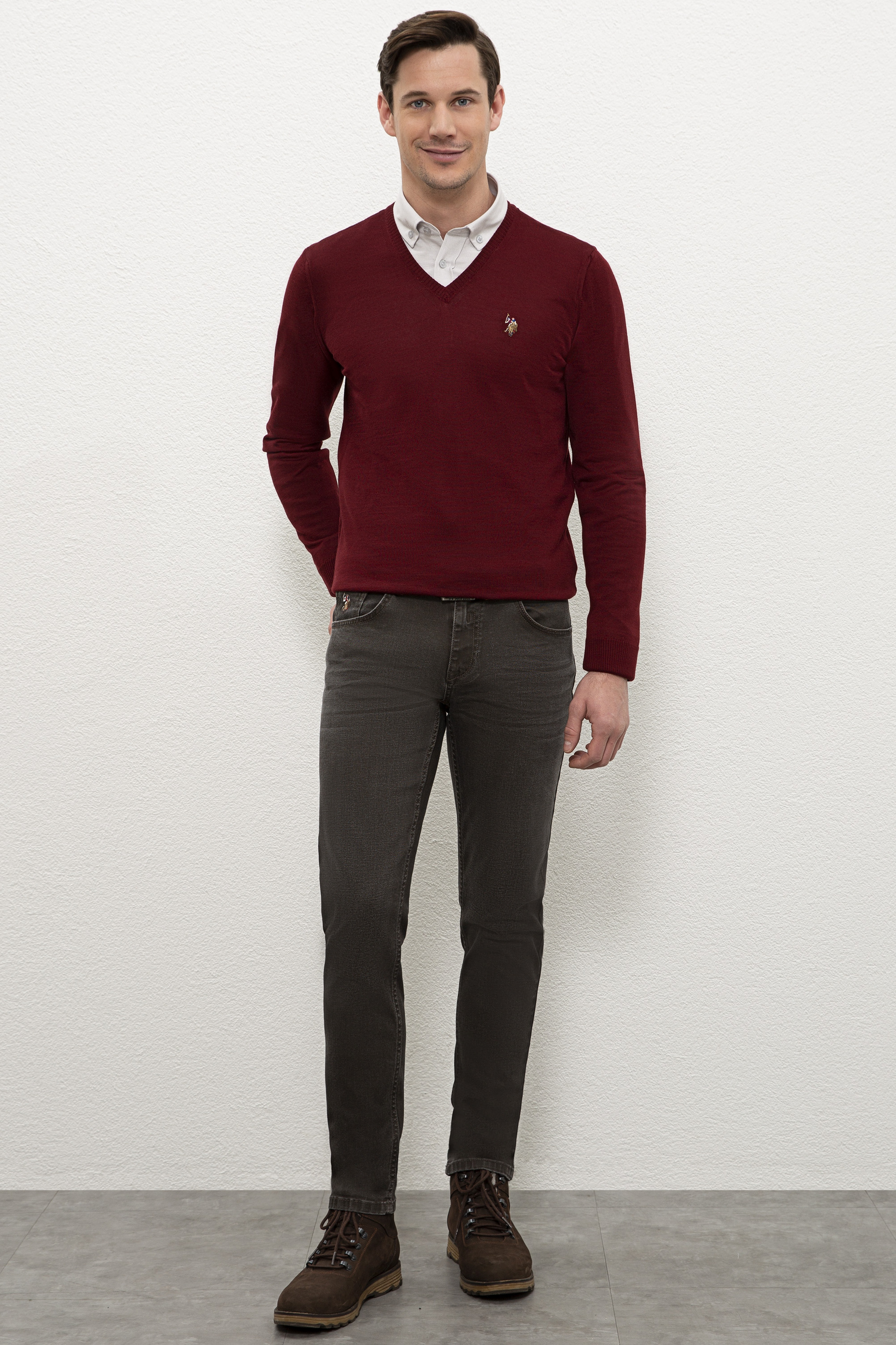 Erkek Bordo V-Yaka Triko Kazak Basic - Image 4