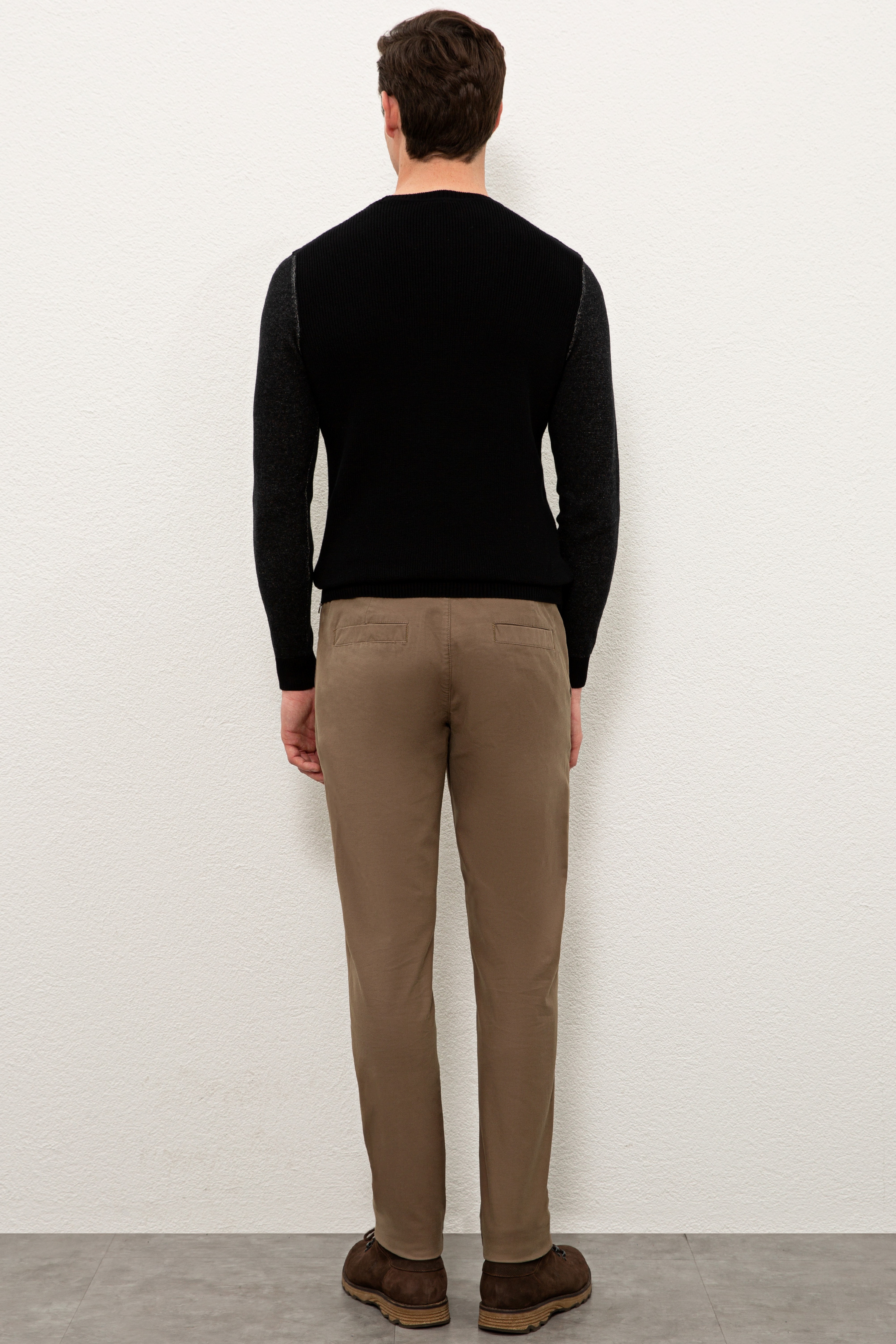 Erkek Kahverengi Chinos - Image 3