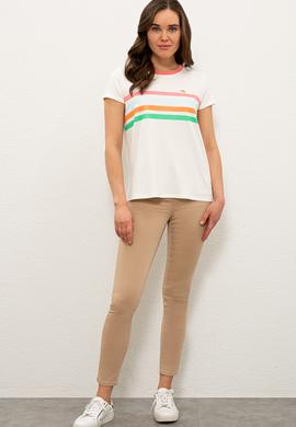 Kadın Beyaz Bisiklet Yaka T-Shirt - 50234706007