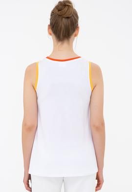 Kadın Beyaz Bisiklet Yaka T-Shirt - 50237308013