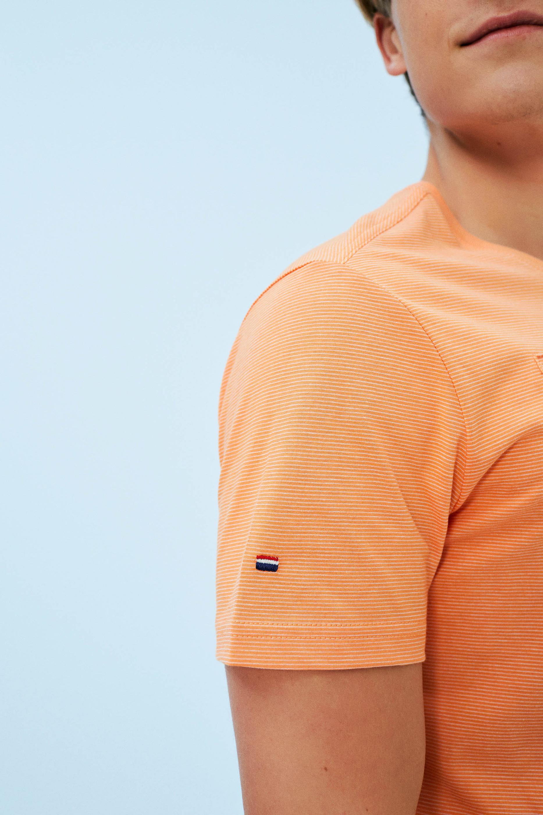 Erkek Turuncu Tişört