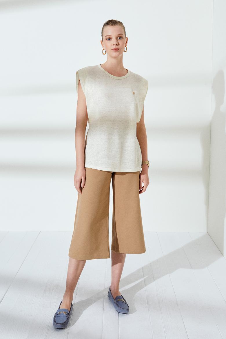 Kadın Krem Bisiklet Yaka Kolsuz Tişört