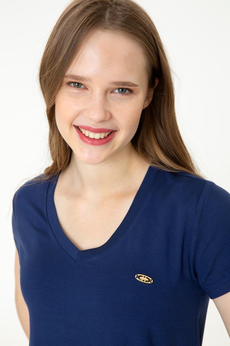 Kadın Lacivert V Yaka Basic Tişört - 50246033013