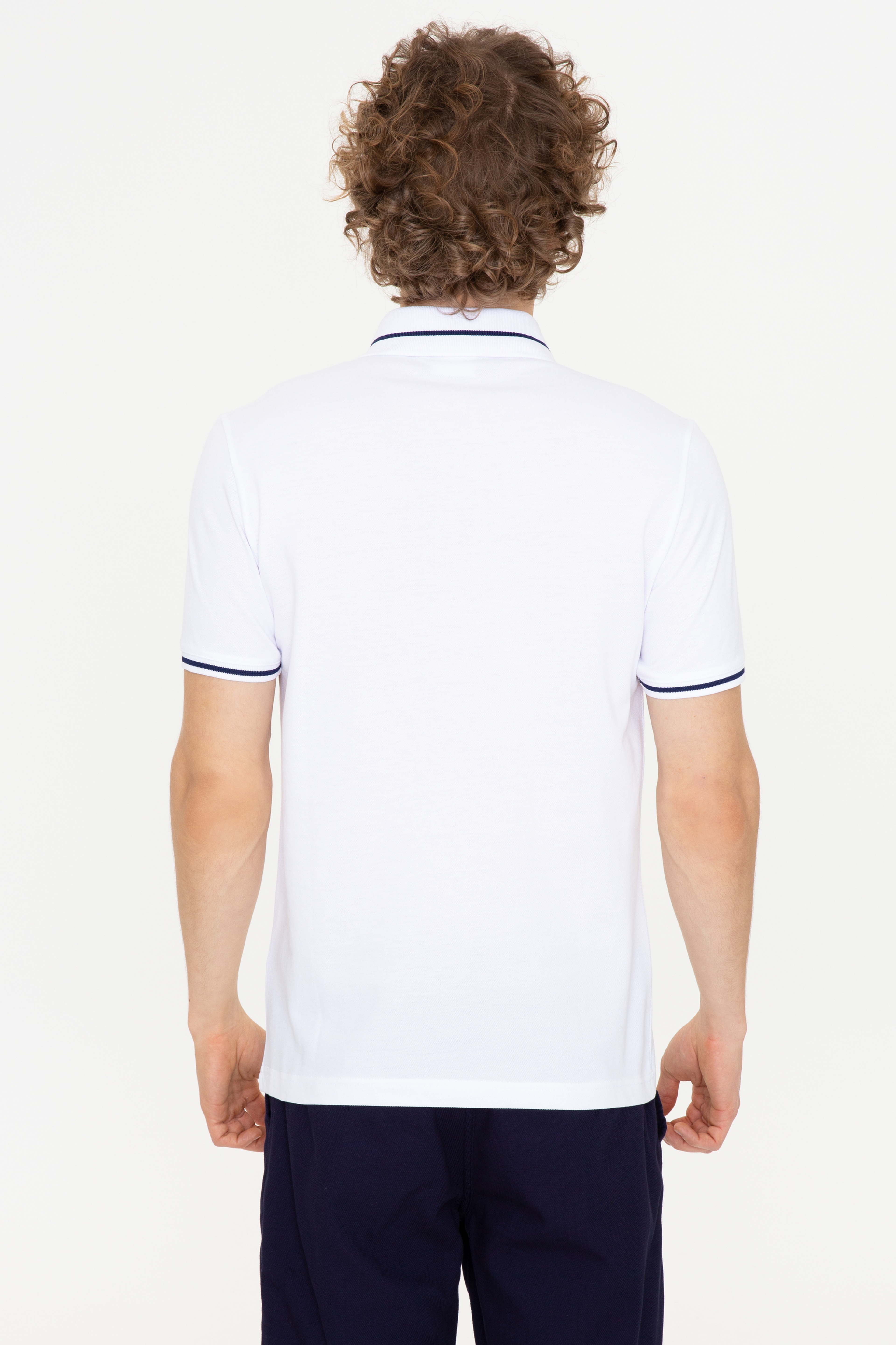 Erkek Beyaz Polo Yaka T-Shirt Basic - Image 4