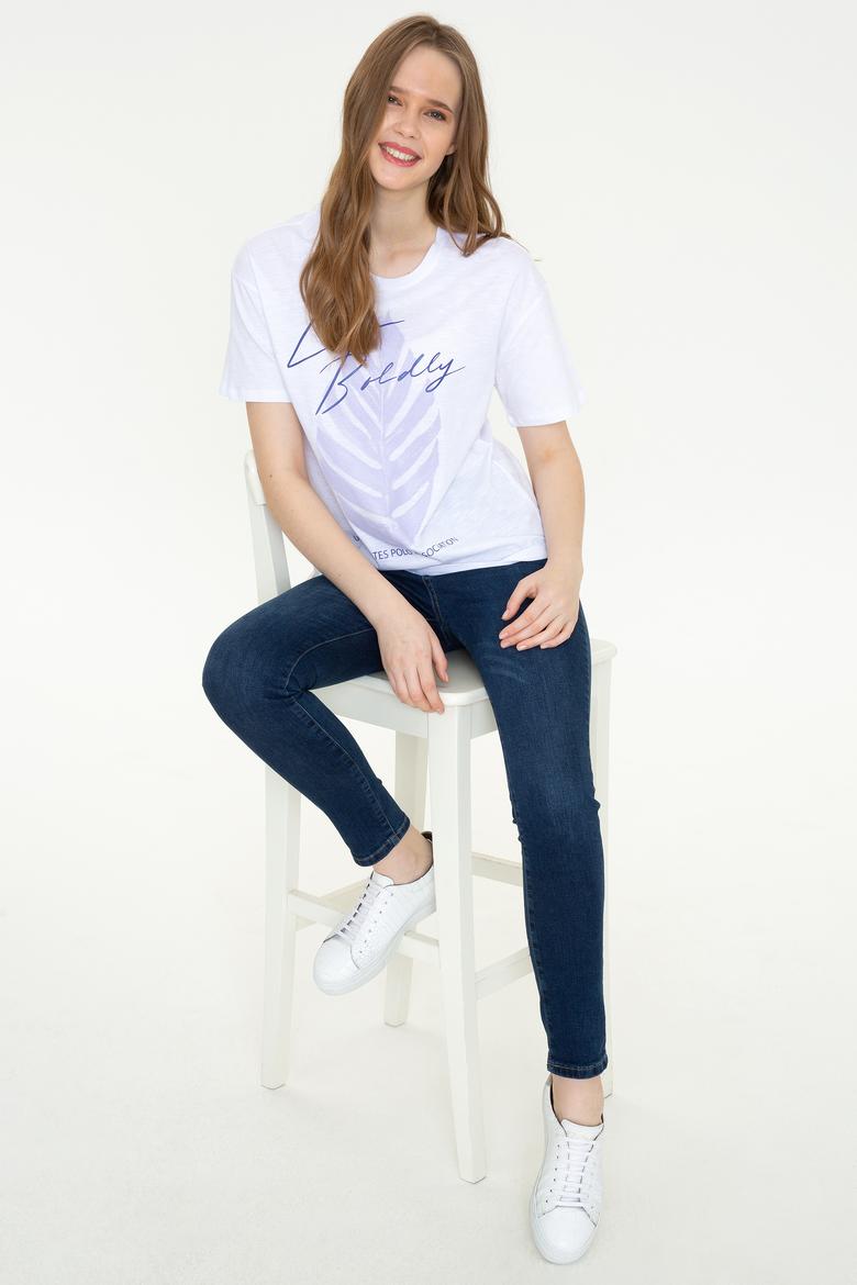 Kadın Beyaz Bisiklet Yaka Tişört - 50248990004