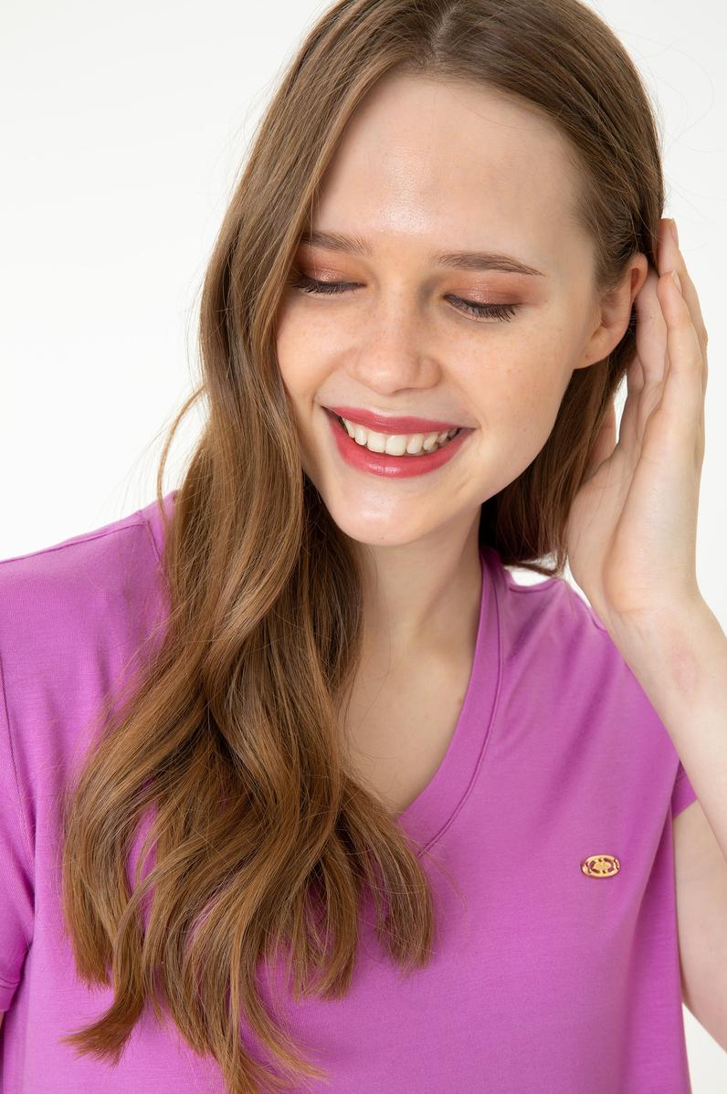 Kadın Menekşe V Yaka Basic Tişört