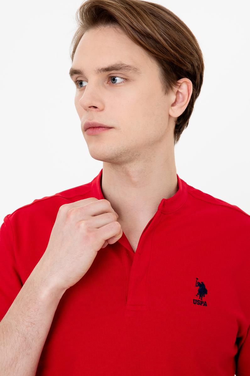 Erkek Kırmızı Hakim Yaka T-Shirt