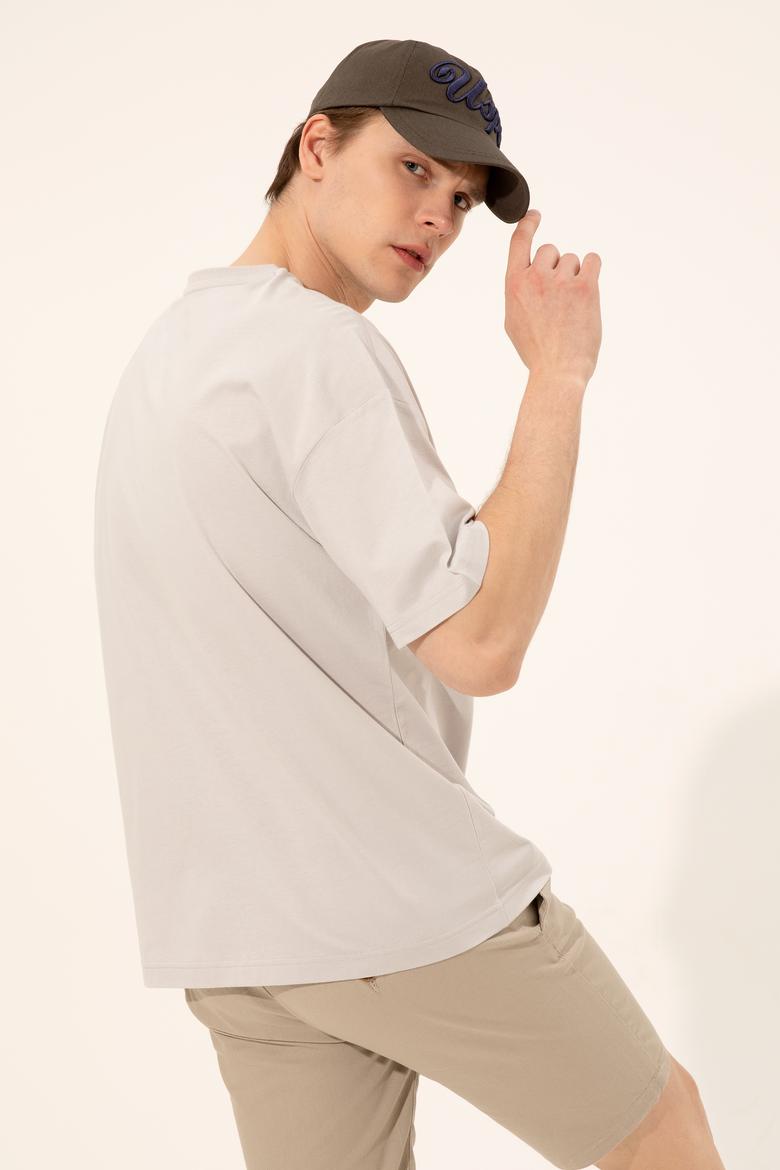 Erkek Gri Oversize Bisiklet Yaka Tişört - 50252089019