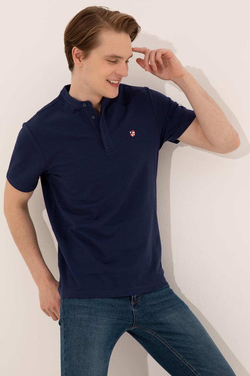 Erkek Lacivert Hakim Yaka T-Shirt