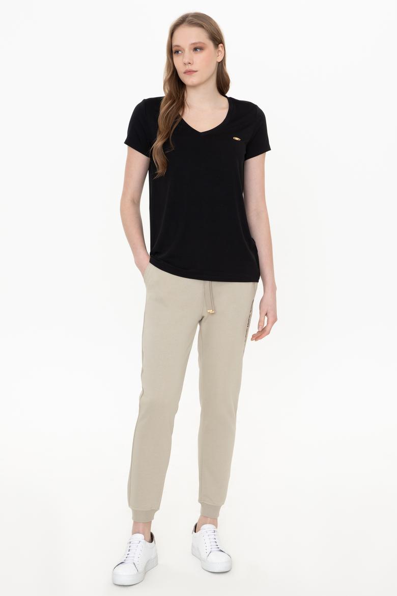 Kadın Siyah V Yaka Basic Tişört - 50246033005
