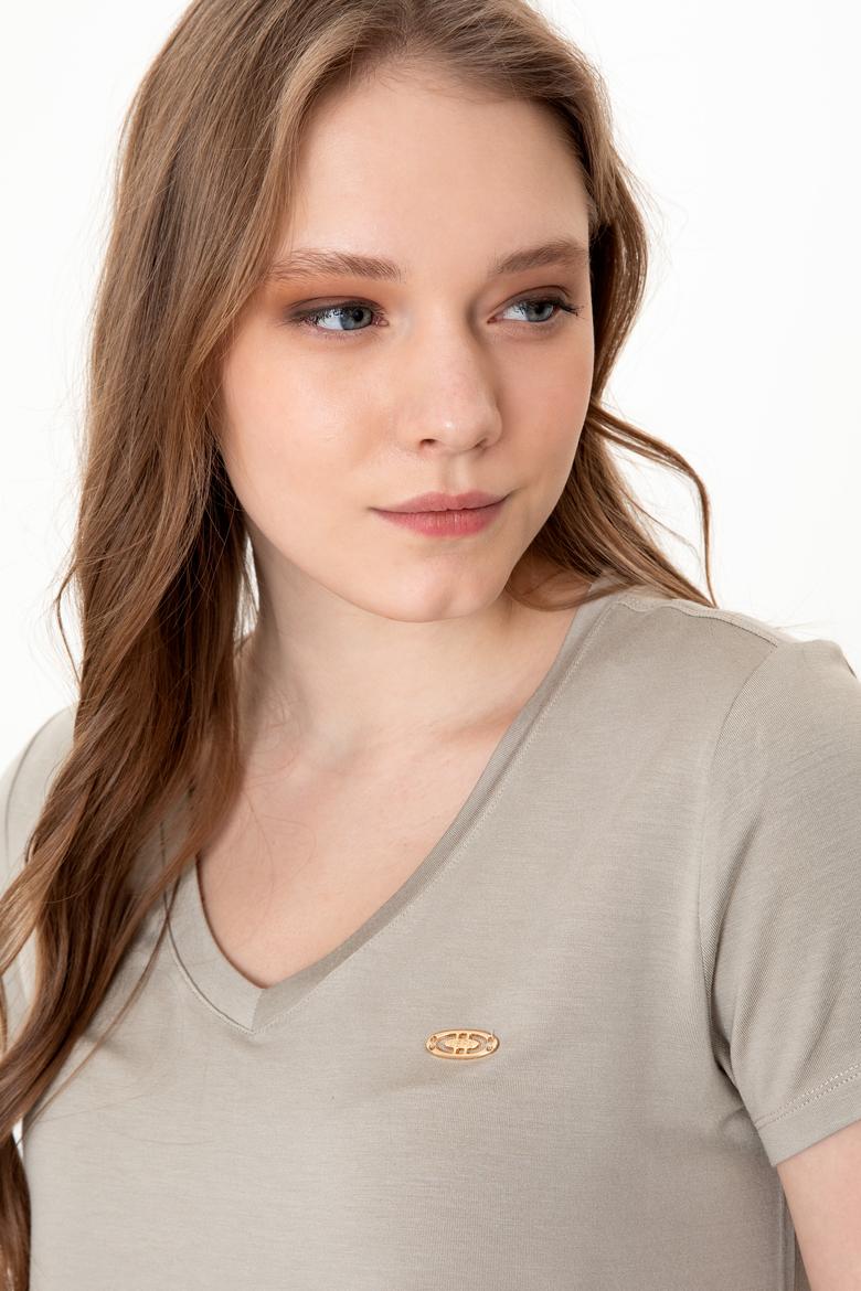 Kadın Haki V Yaka Basic Tişört - 50246033033