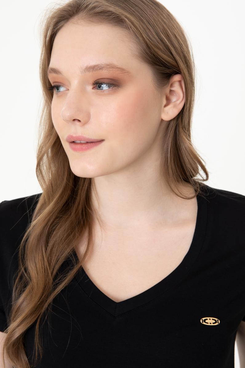 Kadın Siyah V Yaka Basic Tişört