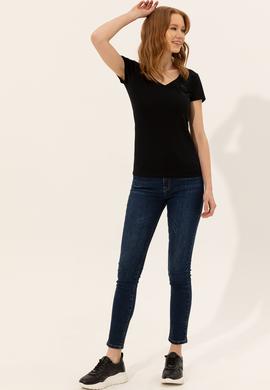 Kadın Siyah V Yaka Basic Tişört - 50246286021