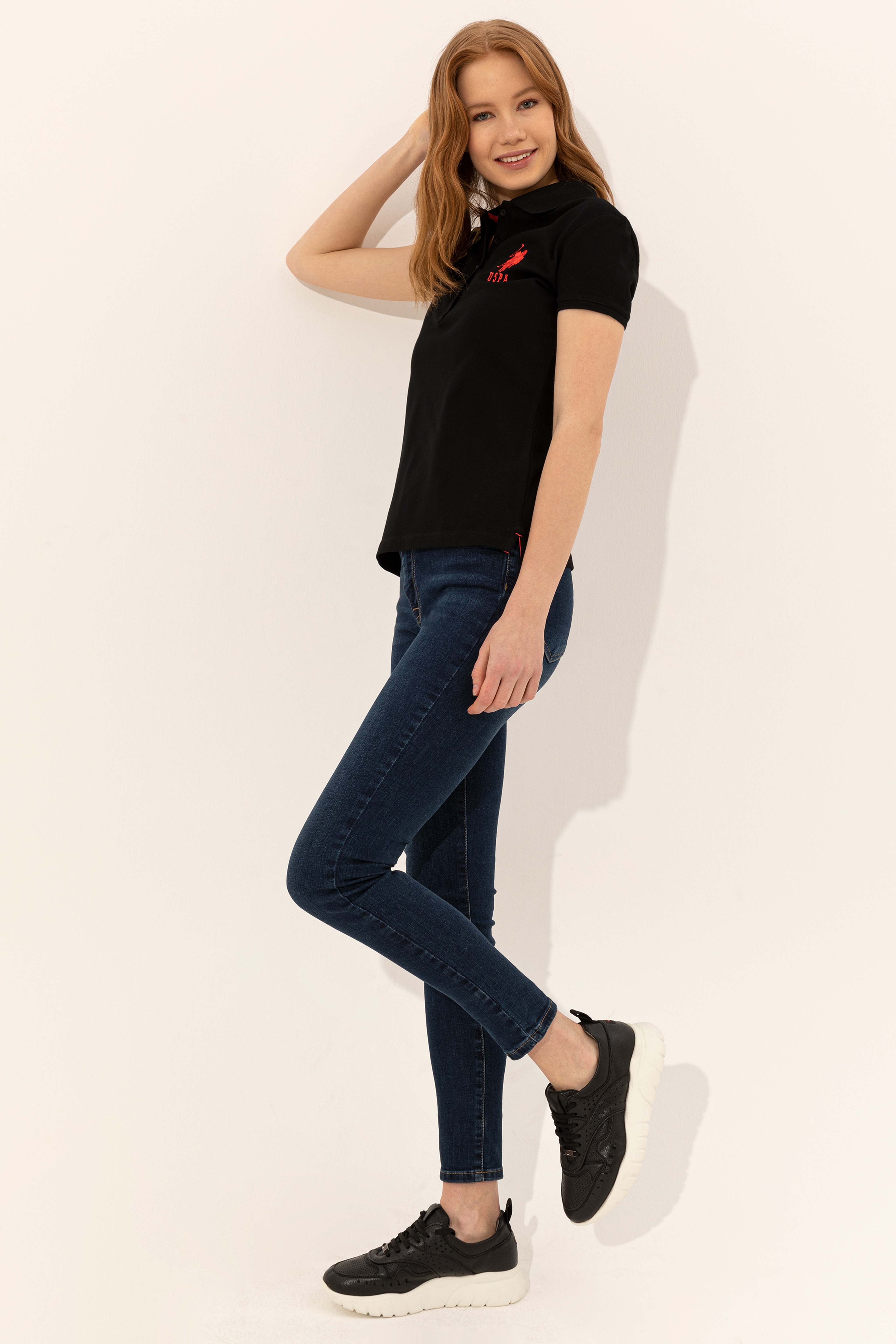 Kadın Siyah Basic Polo Yaka Tişört - Image 2