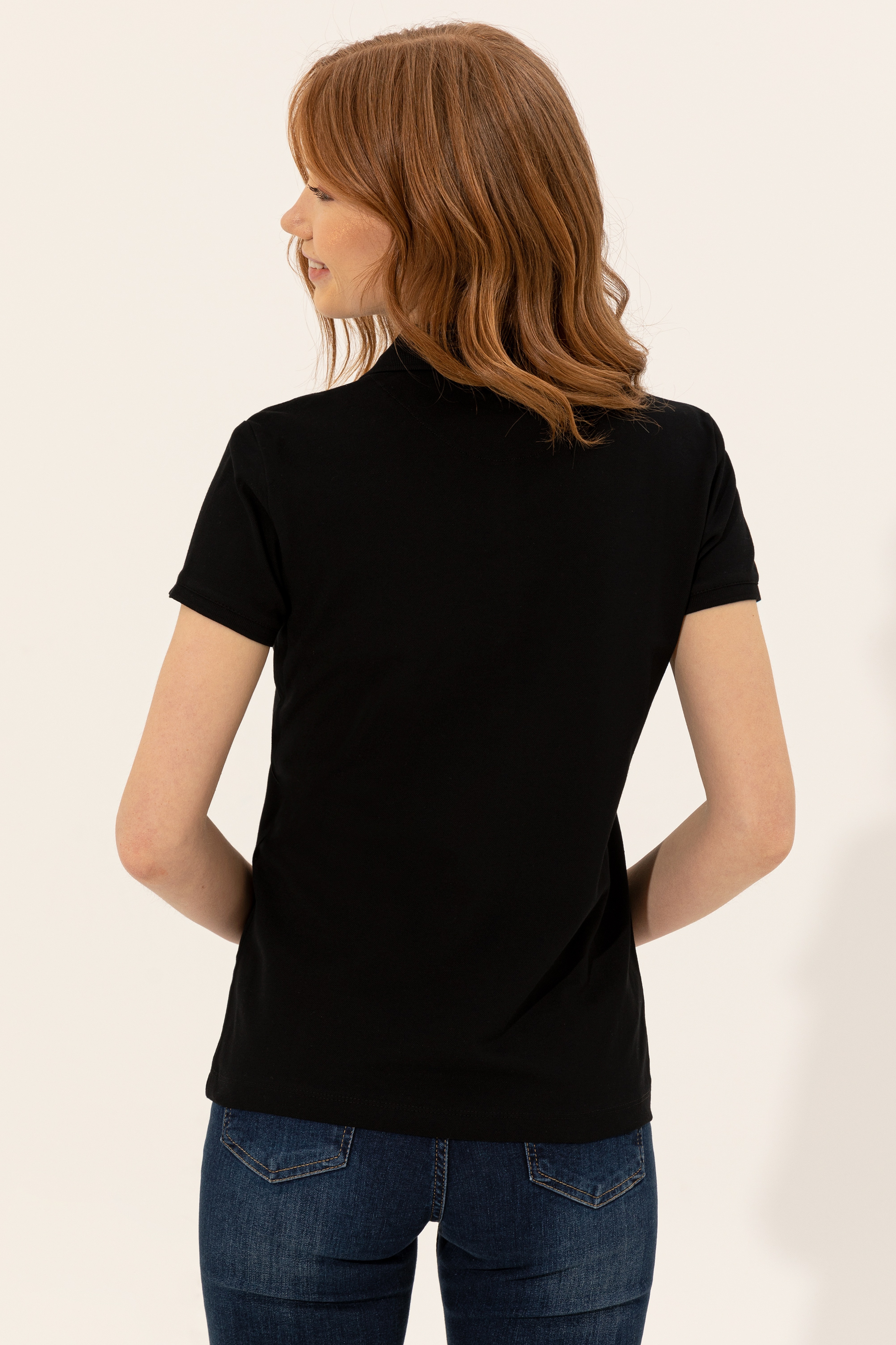 Kadın Siyah Basic Polo Yaka Tişört - Image 5
