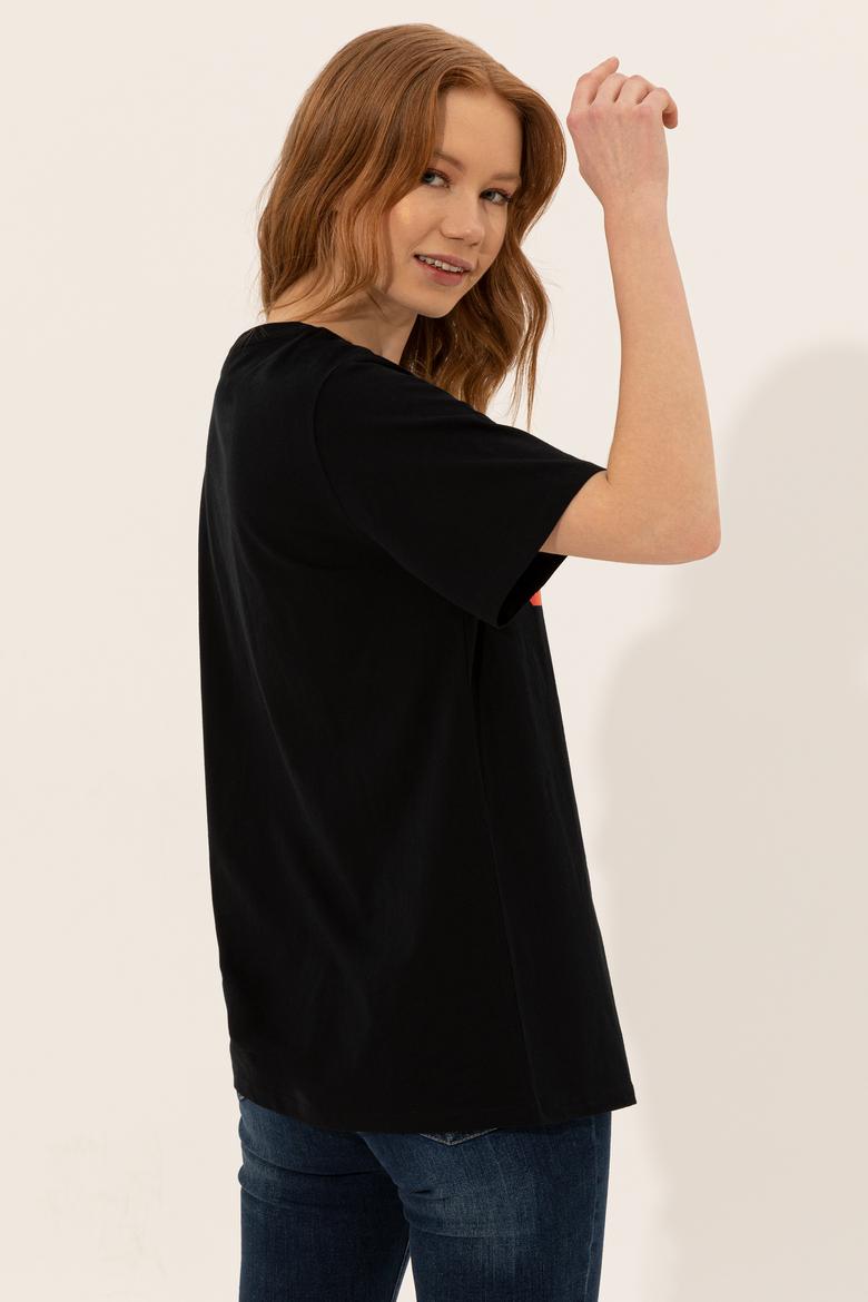 Kadın Siyah Bisiklet Yaka Tişört - 50249001056