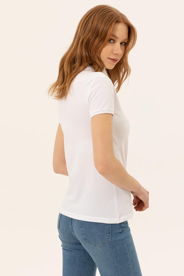 Kadın Beyaz Polo Yaka Tişört - 50246288001