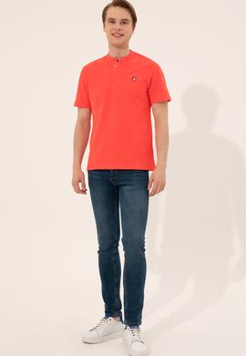 Erkek Kırmızı Hakim Yaka T-Shirt - 50247366053